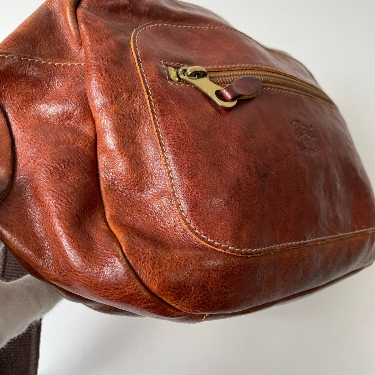 IL BISONTE / レザー バムバッグ ウエストバッグ ブラウン 参考定価：80,000程度