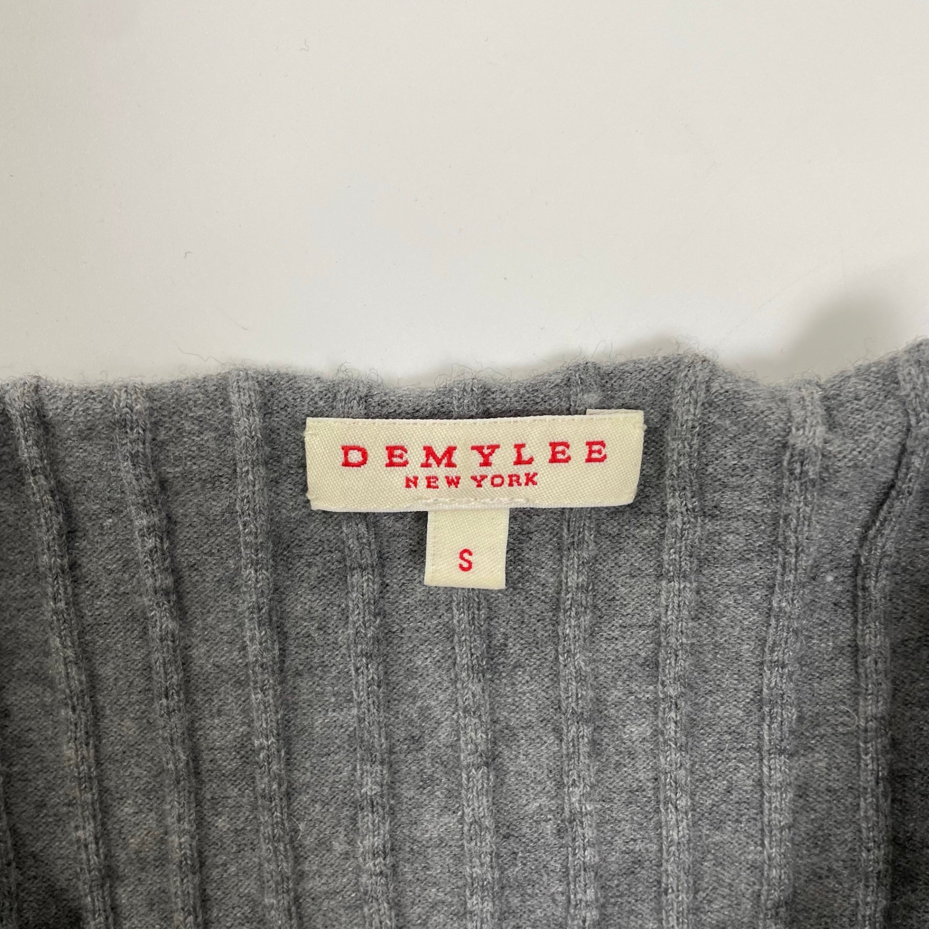 DEMYLEE デミリー / フレアスリーブ リブニット 参考定価：35,000程度 SIZE:S