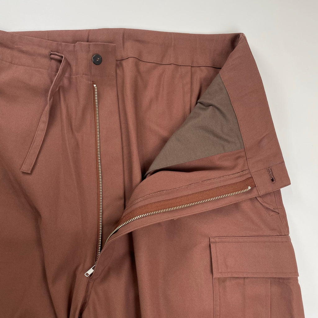 Cale カル / コットンギャバジンカーゴパンツ L'ECHOPPE取り扱い 参考定価：50,000+tax SIZE:4