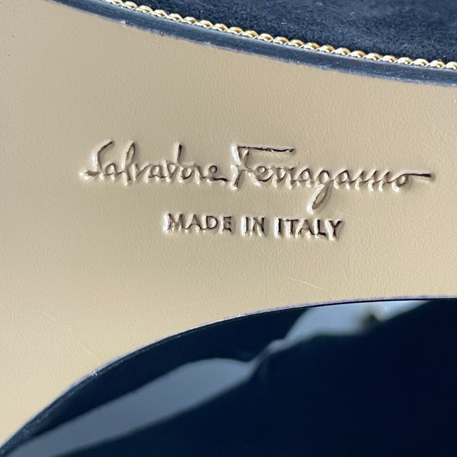 Salvatore Ferragamo サルバトーレ フェラガモ / Fiamma Zウェッジブーティ 参考定価：975＄ SIZE:6 1/2