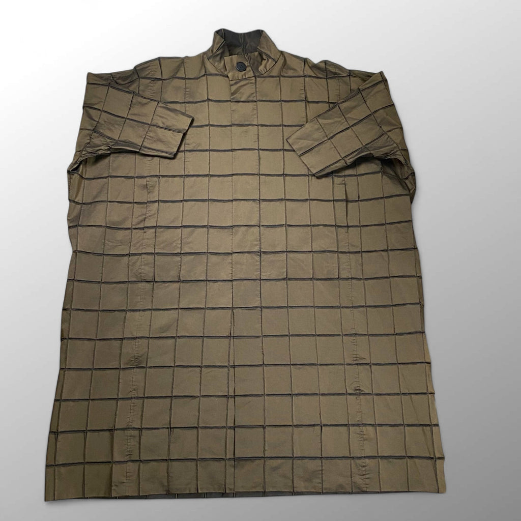 【ユニセックス】 A-POC ABLE ISSEY MIYAKE エイポック エイブル イッセイミヤケ / TYPE-O 002 スチームストレッチ グリッドライトコート ブラウン SIZE：1