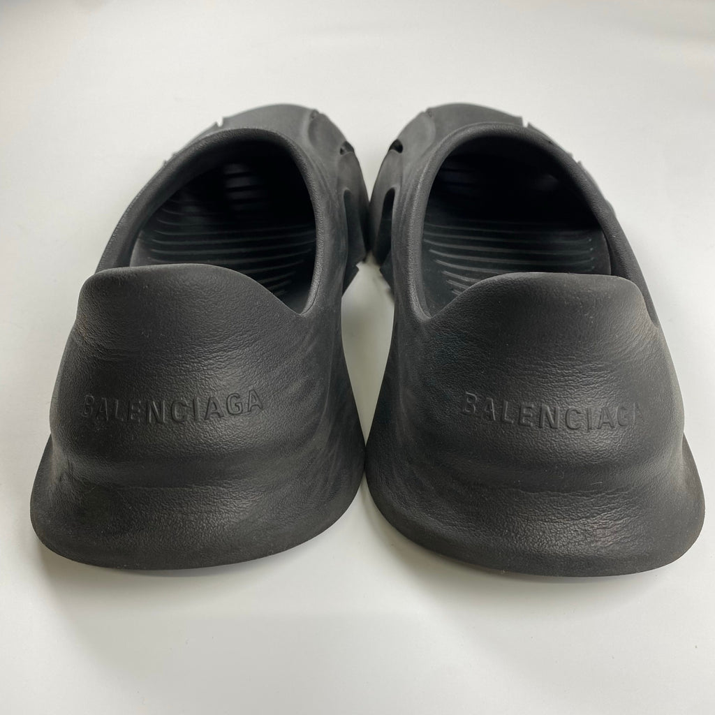 BALENCIAGA バレンシアガ / MOLD CLOSED ラバー スニーカー 参考定価：55,000+tax SIZE：27.5cm