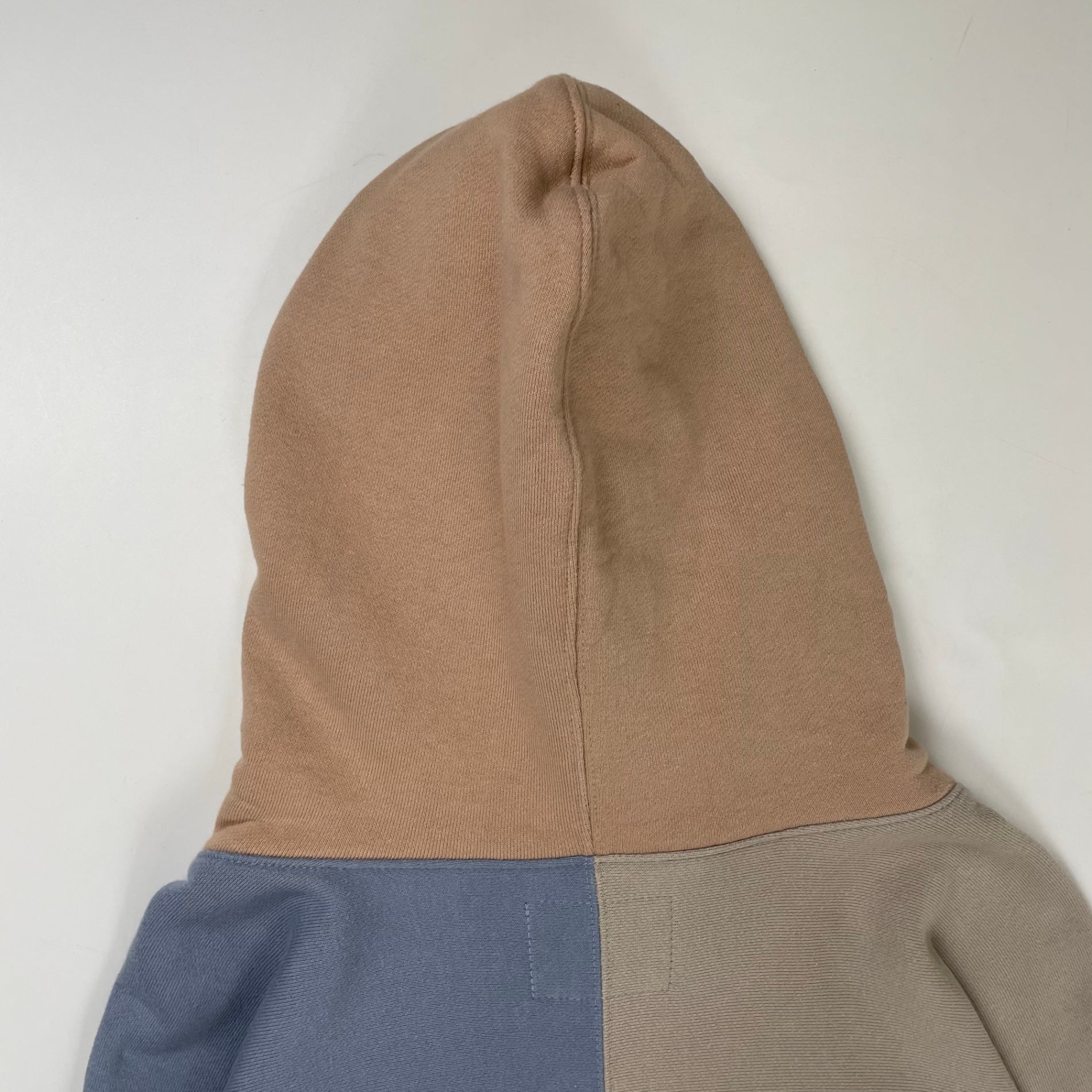 Vivienne Westwood MAN / ブロックパターンフーディ 参考定価：50,000程度 SIZE:46