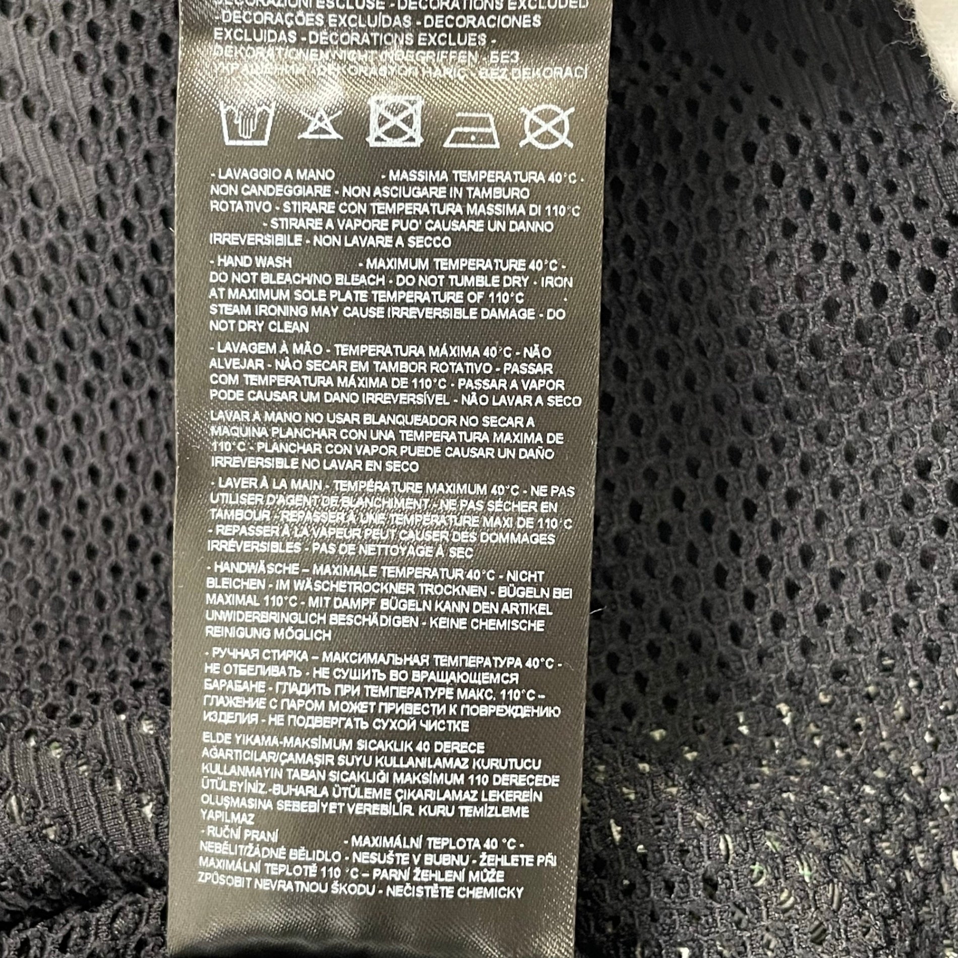 EMPORIO ARMANI エンポリオ アルマーニ / サステナブルブルゾン 参考定価：118,000+tax SIZE:48