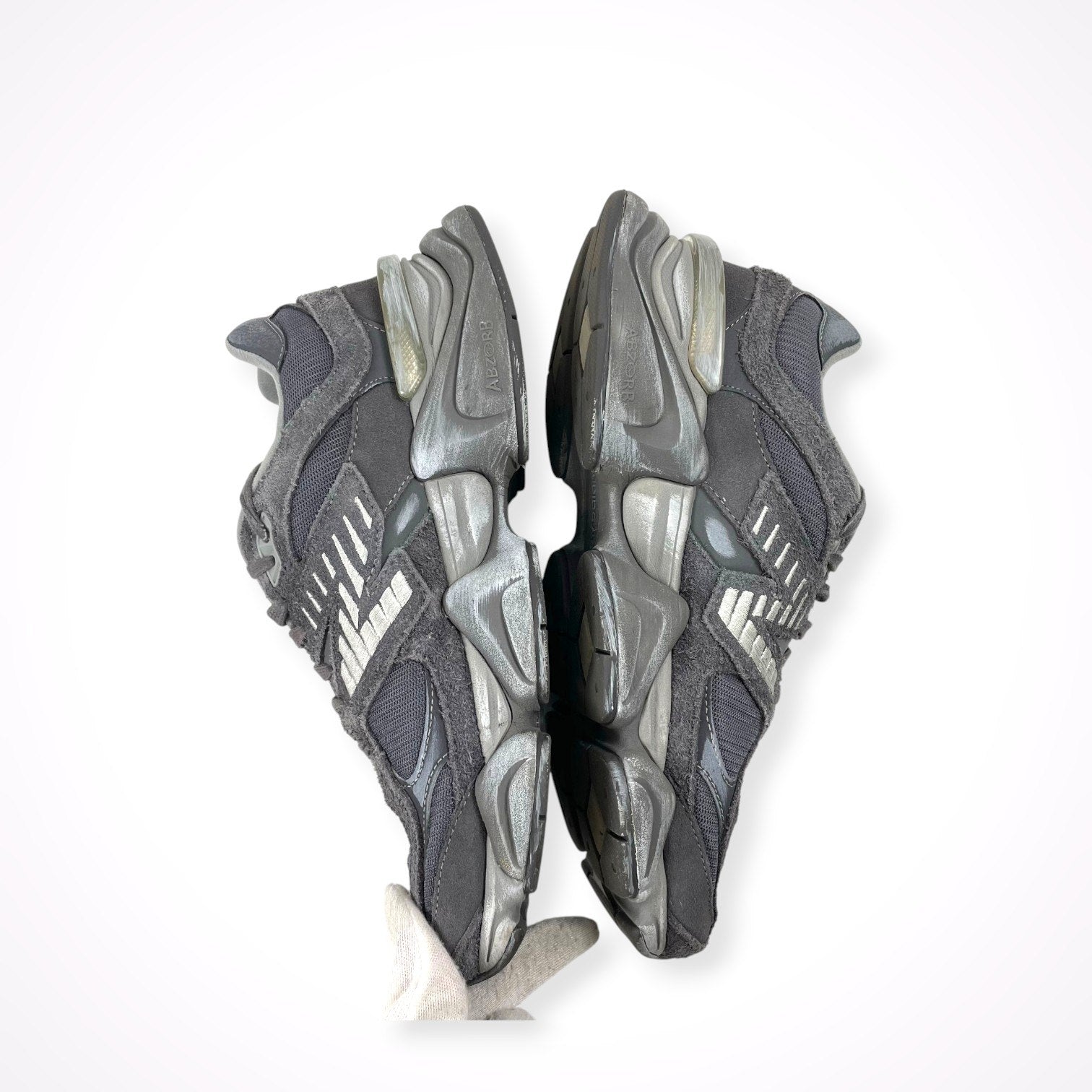 New Balance / U9060SG 参考定価：20,000+tax SIZE：27.5cm