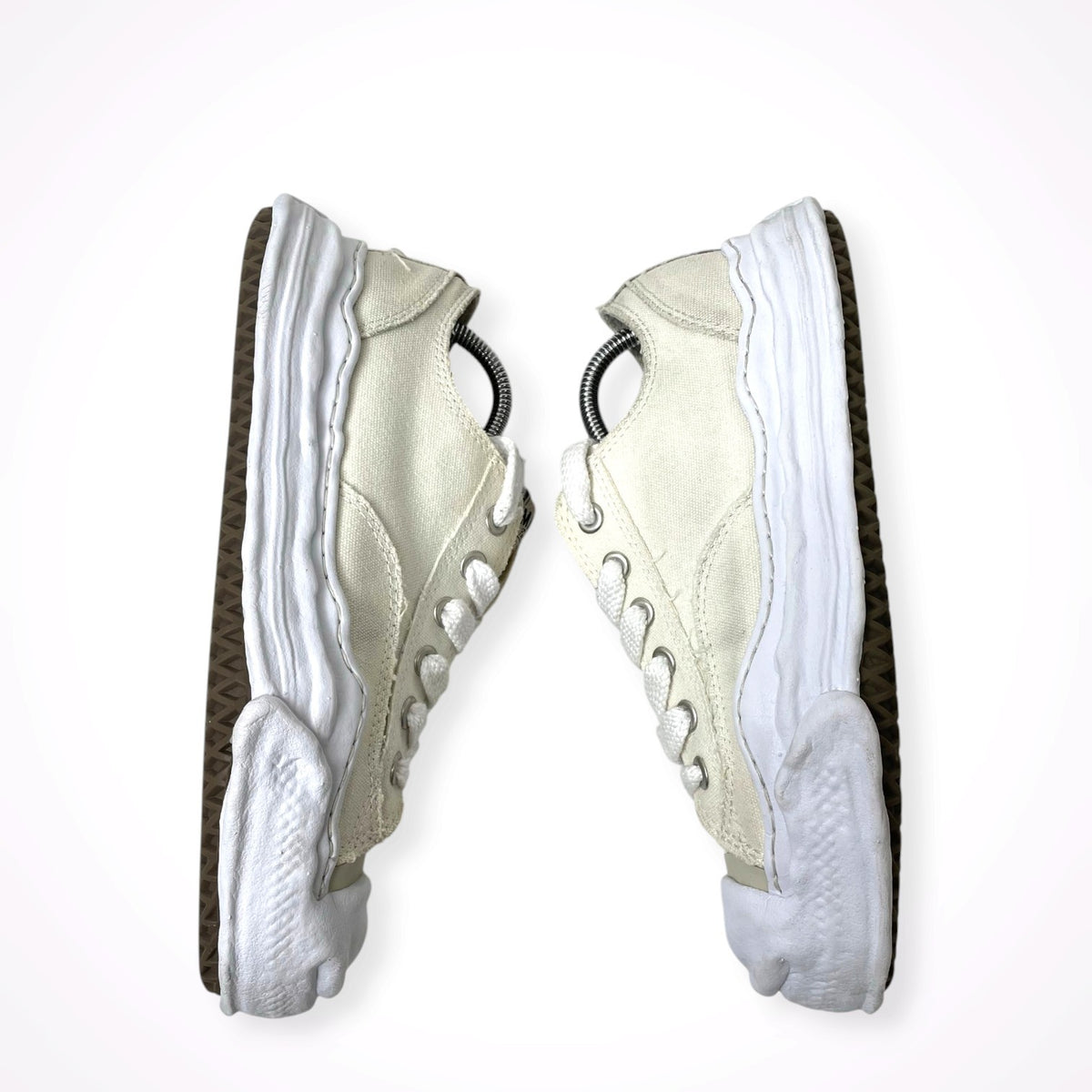 Maison MIHARA YASUHIRO / HANK OG Sole Canvas Low-top Sneaker 参考定価：34,000+tax SIZE:42