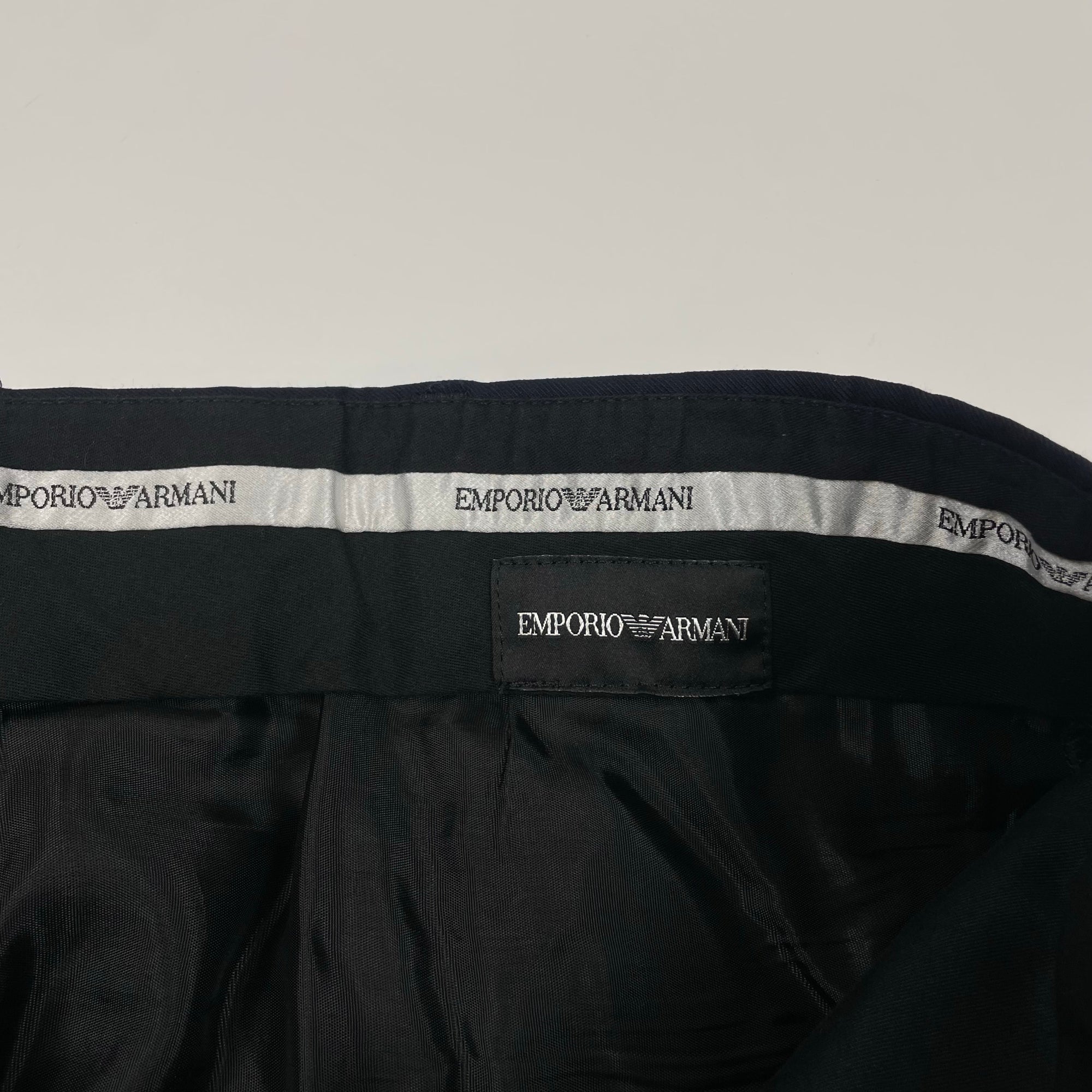 EMPORIO ARMANI エンポリオ アルマーニ / ナローラペル1Bスーツ 参考定価：230,000程度 SIZE:46