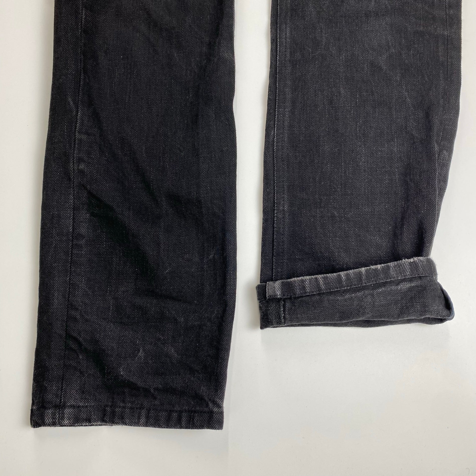 【訳アリ】 BOTTEGA VENETA ボッテガベネタ / バタフライ刺繍 デニムパンツ ブラック SIZE:46