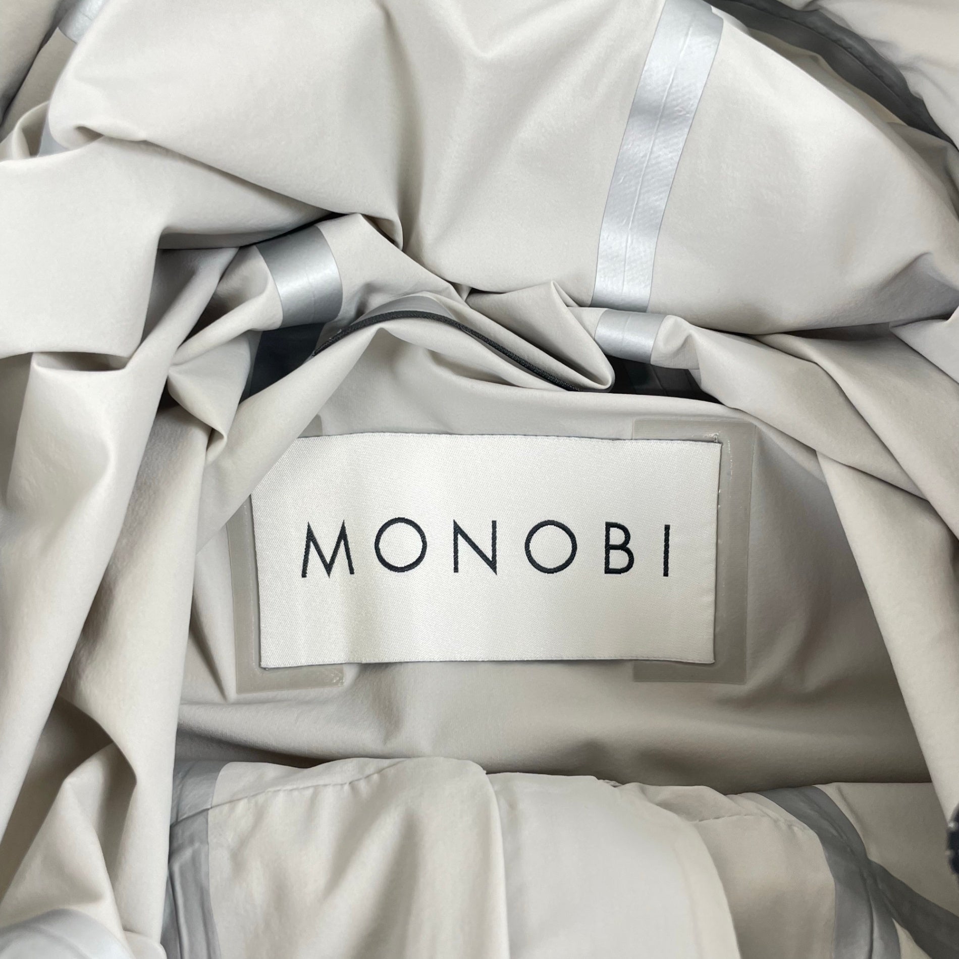 MONOBI モノビ / Journey Windbreaker 参考定価：70,000程度 SIZE:M