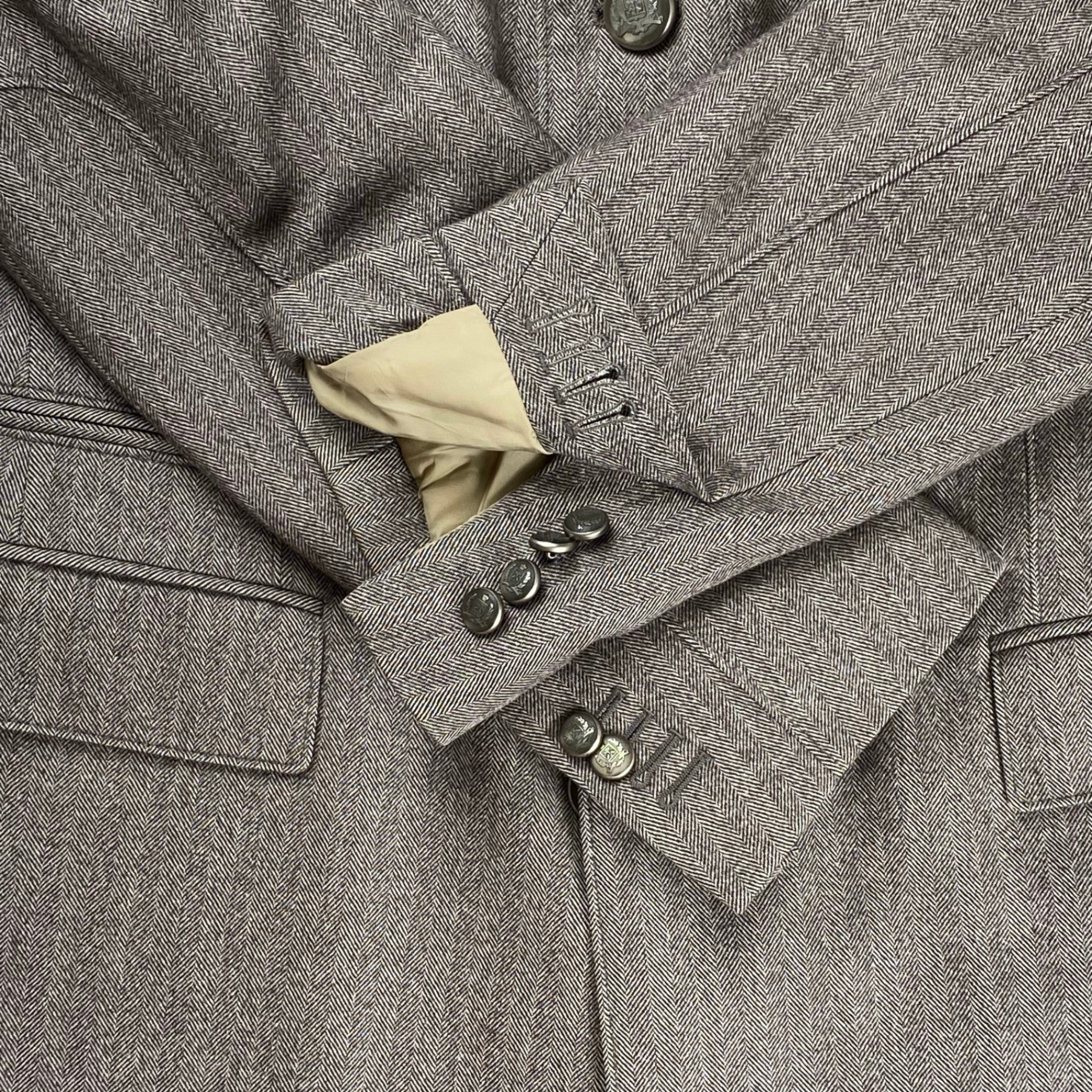 CORNELIANI コルネリアーニ / カシミヤ混 IDコート ヘリンボーン バージンウール使用 参考定価：300,000程度 SIZE:48（L程度）