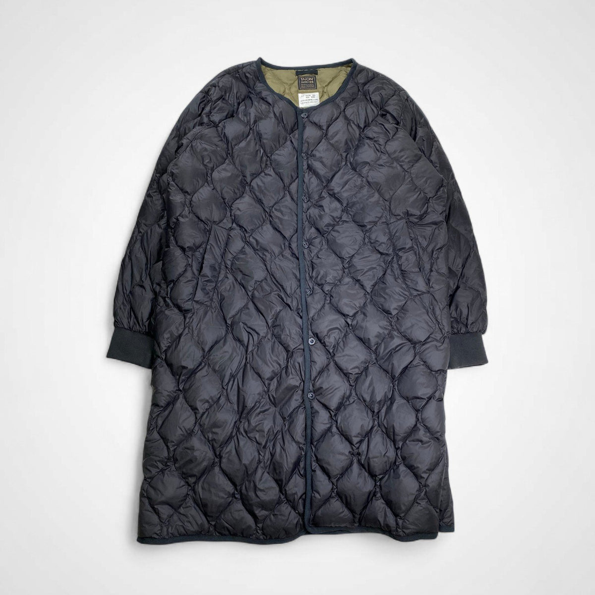 TAION タイオン / ミリタリー オーバーサイズクルーネック ダウンコート ブラック×オリーブ SIZE:XXXL
