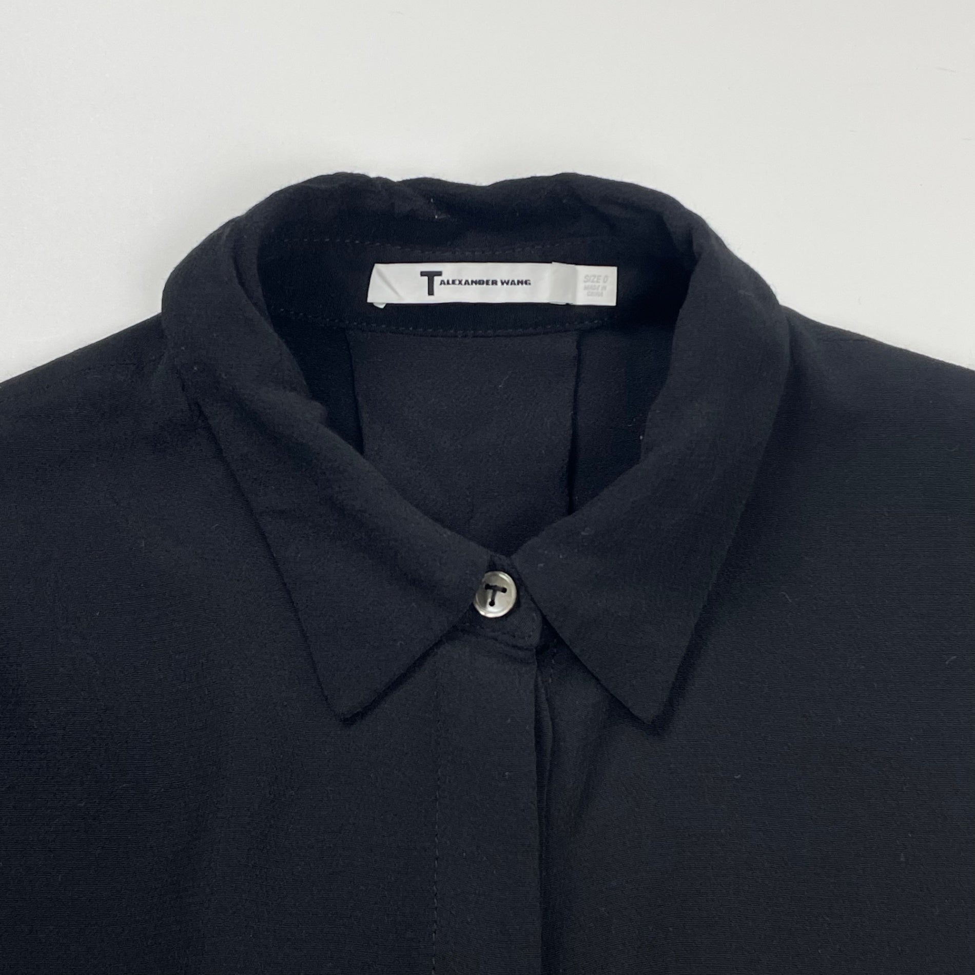 T by ALEXANDER WANG アレキサンダーワン / クロップドシャツ レーヨンギャバ ブラック  参考定価：35,000程度 SIZE:0