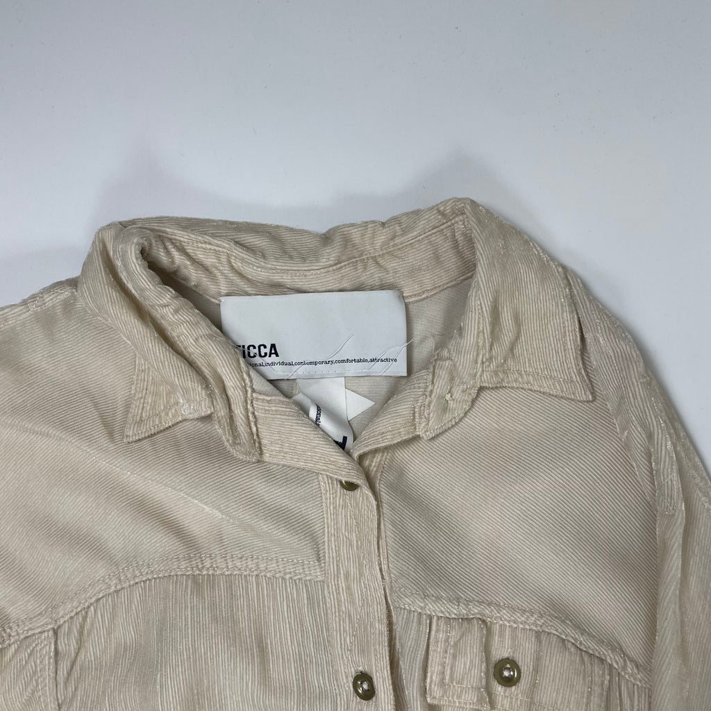 TICCA / CORDUROY SHIRT COAT 参考定価：34,000+tax SIZE:FREE