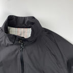uniform experience ユニフォーム エクスペリメント / スウィングトップ 背面ヨークデザイン 裏地チェック柄 参考定価：40,000程度 SIZE: