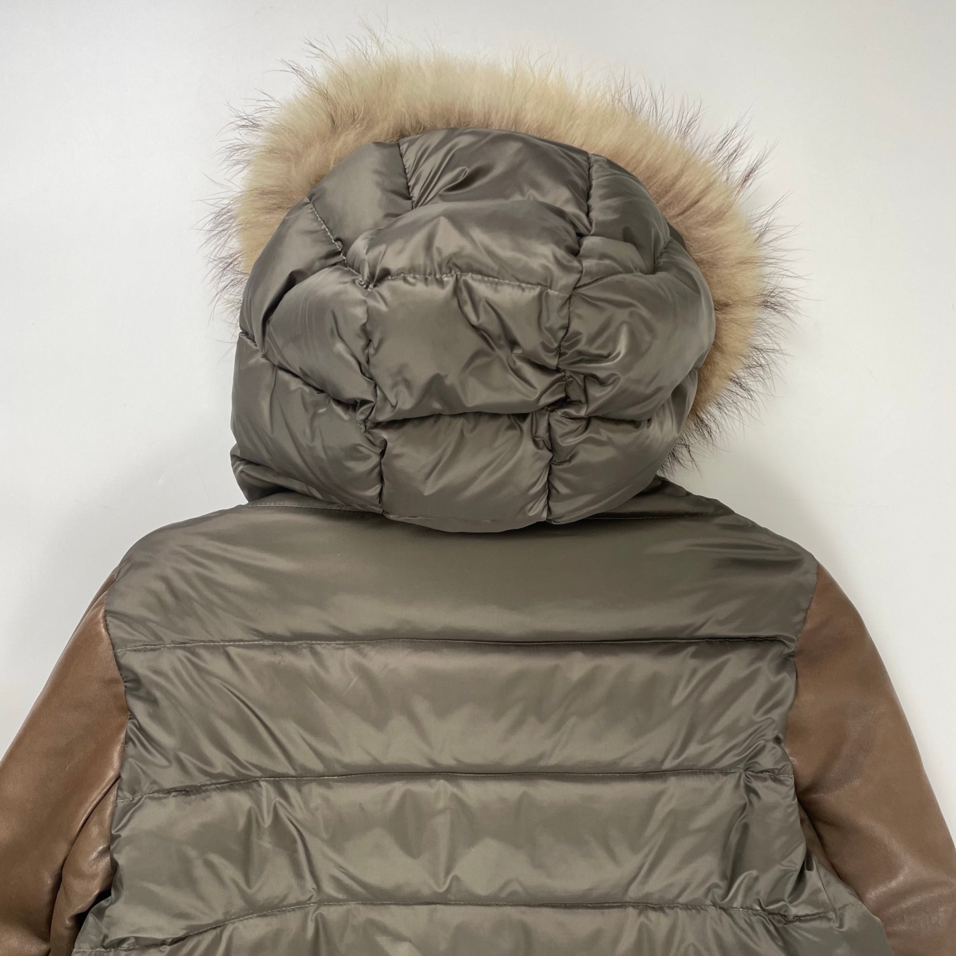 EMMETI / GREYN-3Bムートンダウン 参考定価：189,000+tax SIZE:46