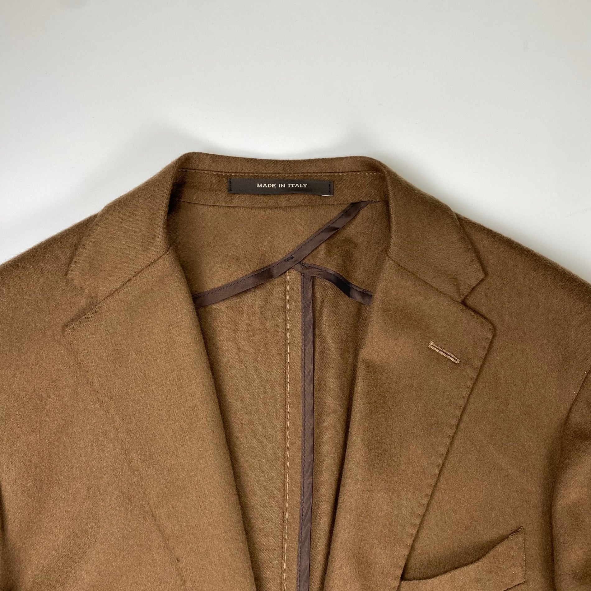 【美品】 TAGLIATORE タリアトーレ / MONTECARLO カシミアサキソニージャケット カシミヤ100％ 参考定価：195,000+tax SIZE：50（L程度）