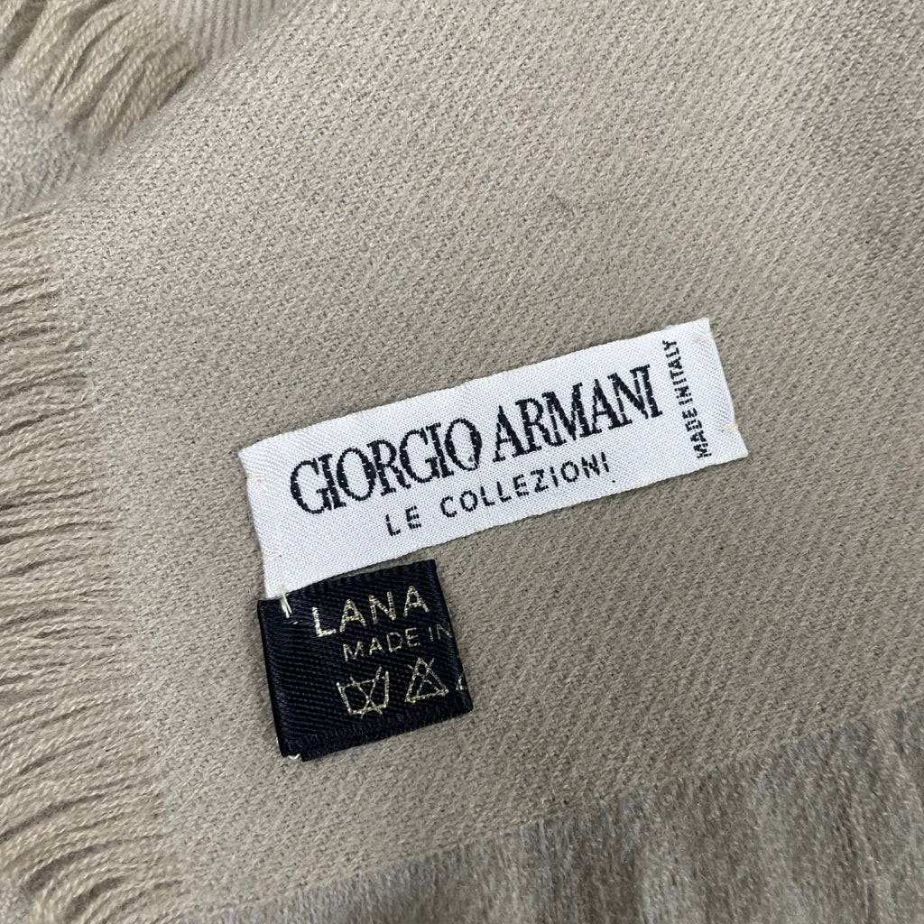 GIORGIO ARMANI LE COLLEZIONI / ピュアウール 大判ストール ベージュ 参考定価：45,000程度