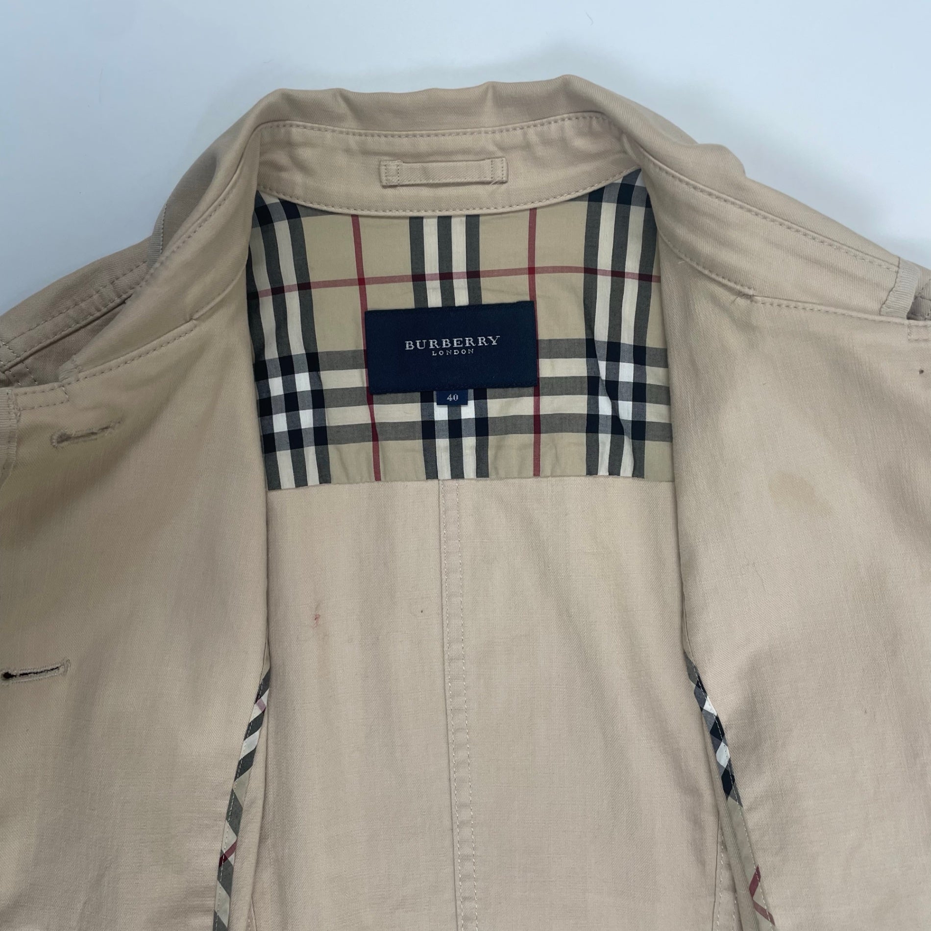 BURBERRY LONDON バーバリーロンドン / ギミックデザインジャケット ノヴァ裏地 参考定価：70,000程度 SIZE：40