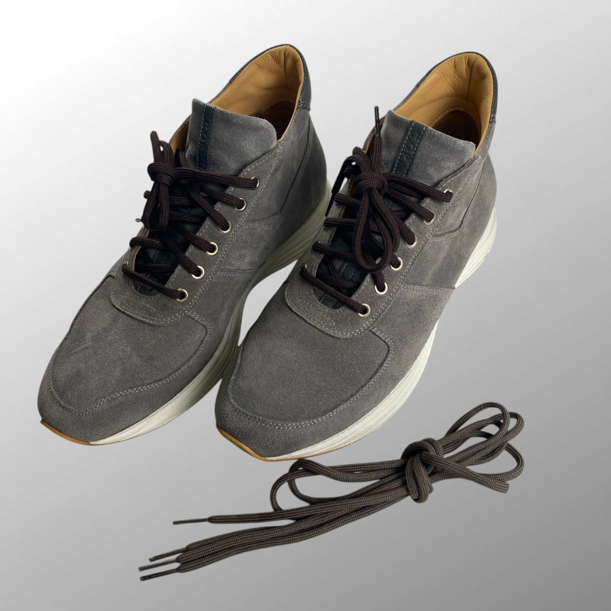 【美品】 C.QP シーキューピー / カーフスウェードミッドスニーカー レザー グレー HAND MADE 参考定価：5-60,000程度 SIZE;40(26.5-27cm)