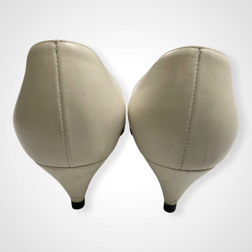 SAINT LAURENT PARIS サンローランパリ / レザーパンプス ホワイト 参考定価：90,000程度 SIZE：36 1/2