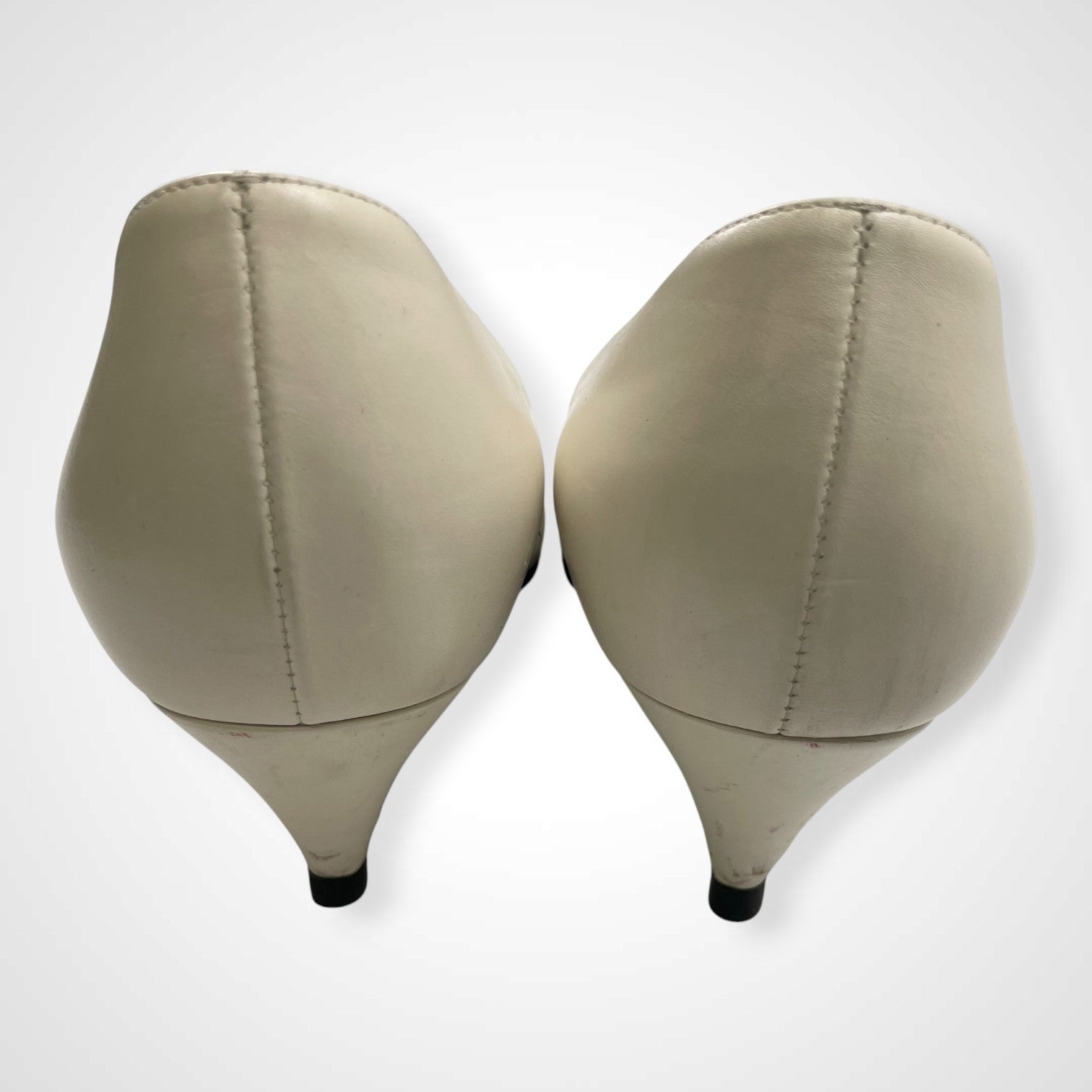 SAINT LAURENT PARIS サンローランパリ / レザーパンプス ホワイト 参考定価：90,000程度 SIZE：36 1/2