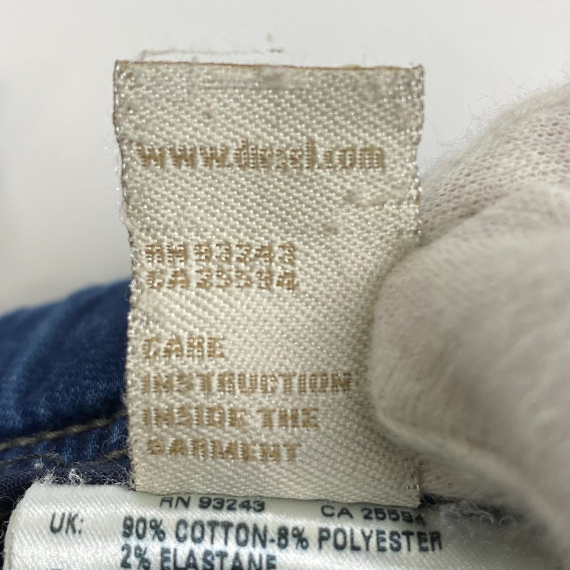 DIESEL ディーゼル / NARROT-NE ジョグジーンズ 0683S STRETCH 参考定価：45,000程度 SIZE:28