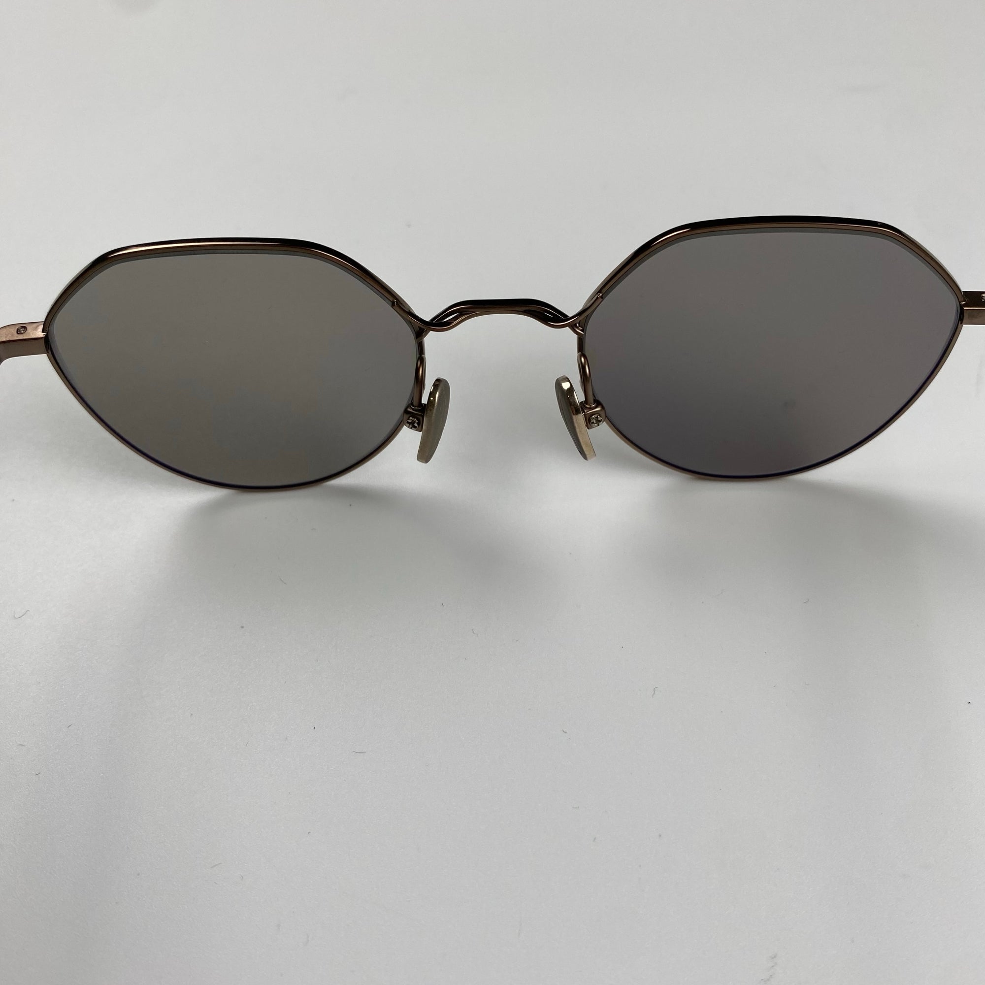 【極美品】 ISSEY MIYAKE イッセイミヤケ / PANT-Ⅸ パント型 サングラス 参考定価：54,000+tax