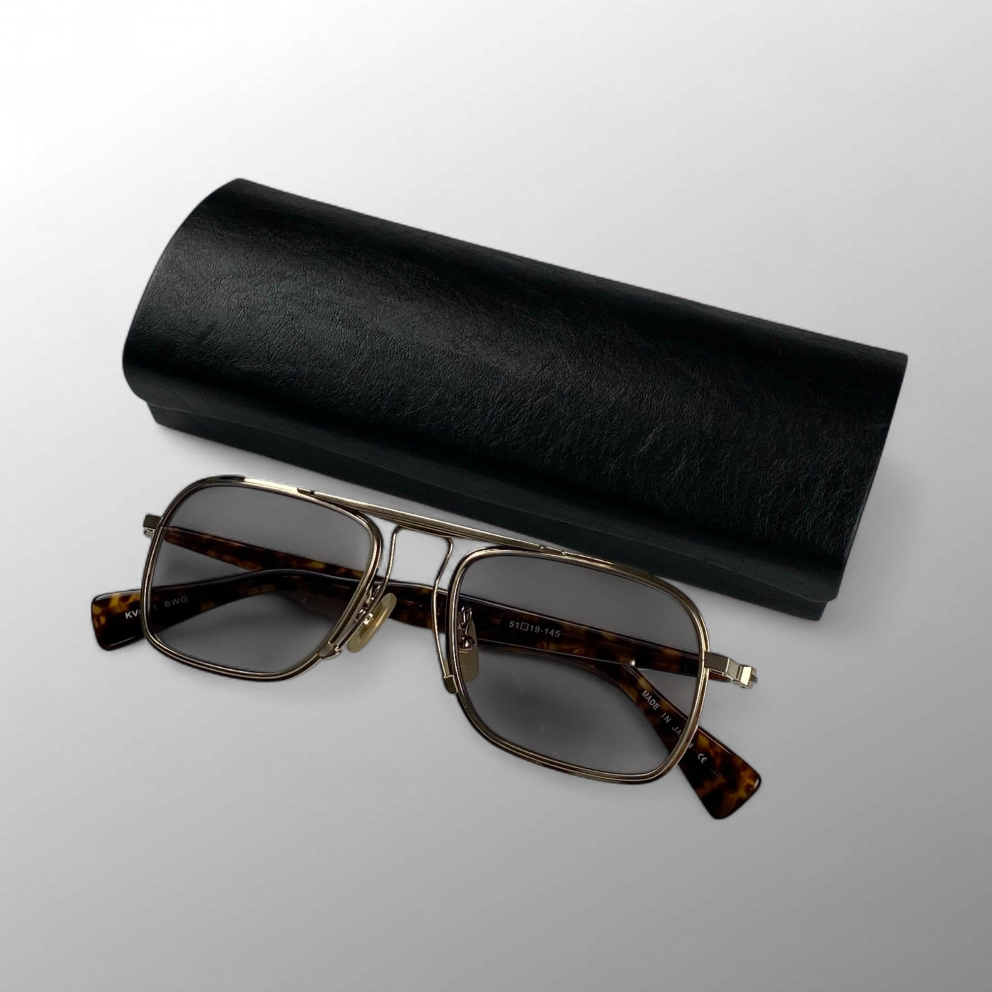 【極美品】 金子眼鏡 ヴィンテージコレクション / ブリッジデザイン サングラス KVS-31 BWG 参考定価：66,000+tax