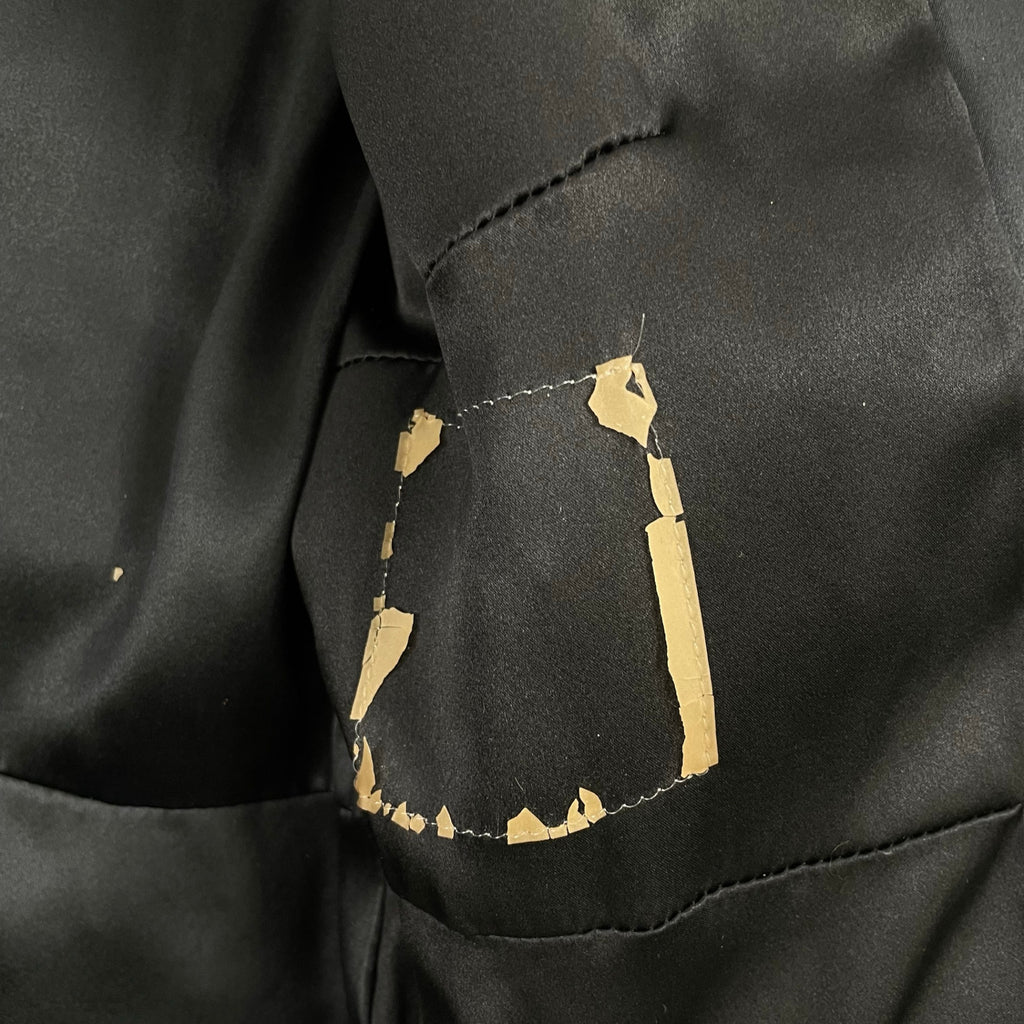 GIORGIO ARMANI / ピュアシルクダウンジャケット BORGO21製 参考定価：600,000程度 SIZE:42