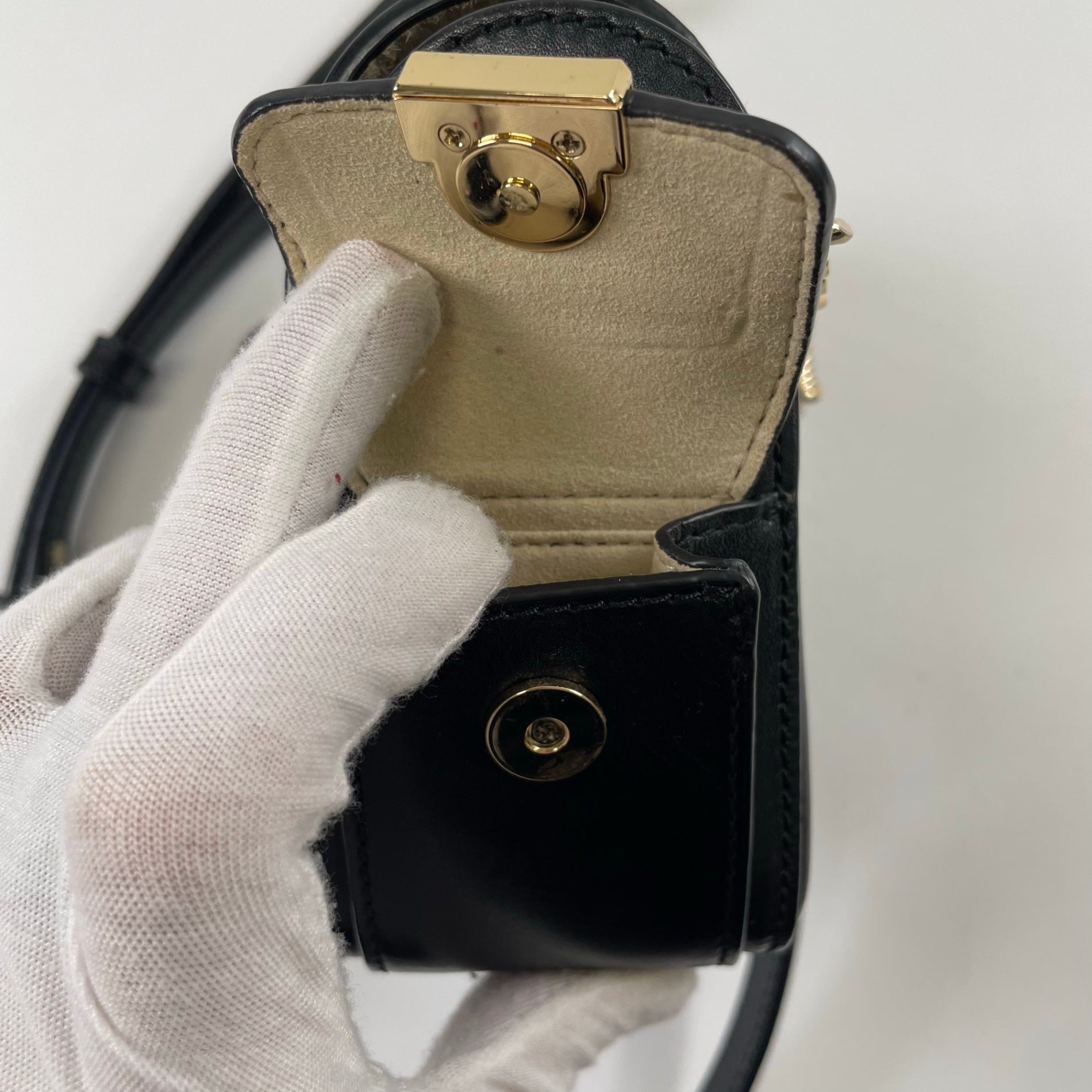 MICHAEL MICHAEL KORS / チェーンショルダー カメラバッグ ブラック 参考定価：42,000程度