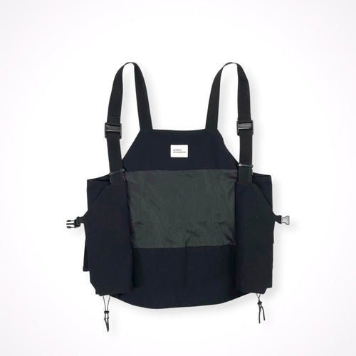 product ALMOST BLACK / ミニマルユーティリティベスト 参考定価：42,000程度 SIZE:1