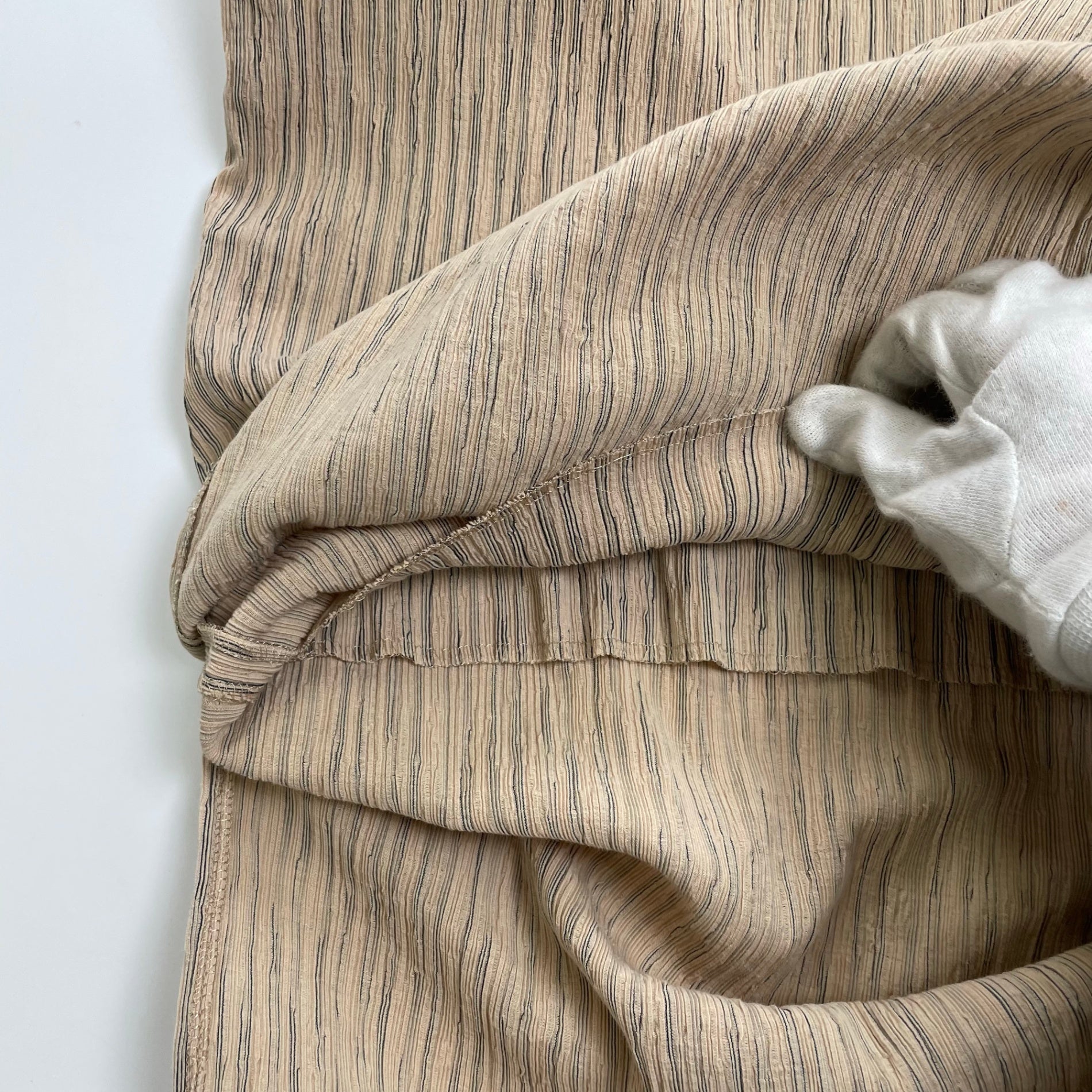 &her アンドハー / パイピングノースリーブドレス BEAMS取扱い 参考定価：20,000程度 SIZE：FREE