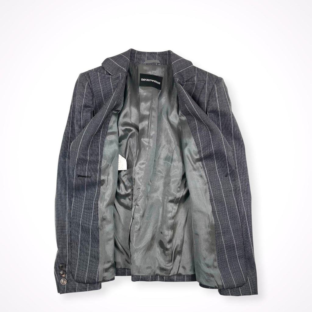 EMPORIO ARMANI / ストライプセットアップスーツ 参考定価：180,000程度 SIZE：42