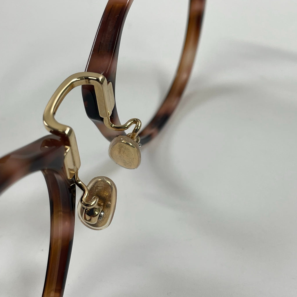 TOM FORD / ボストン型アイウェア 参考定価：63,000+tax SIZE:51□21-145