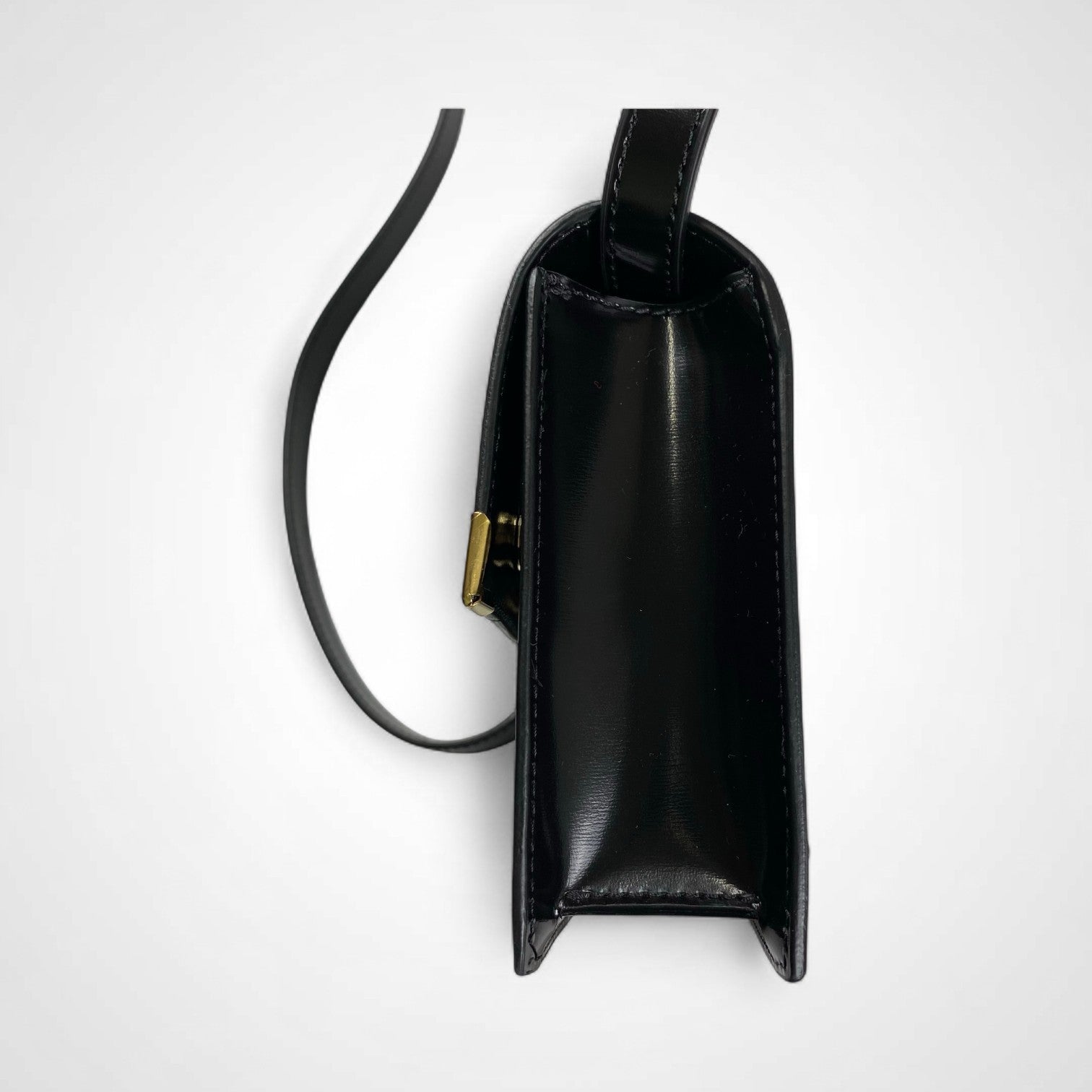 ERNEST W. BAKER アーネストダブルベイカー / GOLD EDGE MESSENGER BAG ショルダーバッグ ブラック 参考定価：55,000程度