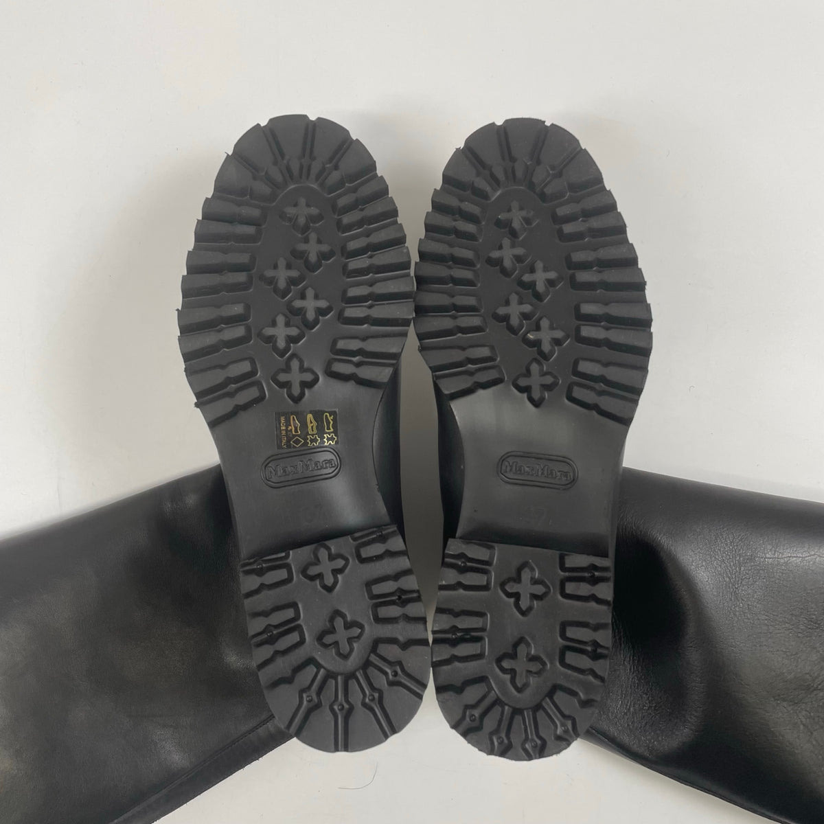 MaxMara / レザーロングブーツ 極美品 参考定価：170,000程度 SIZE:37