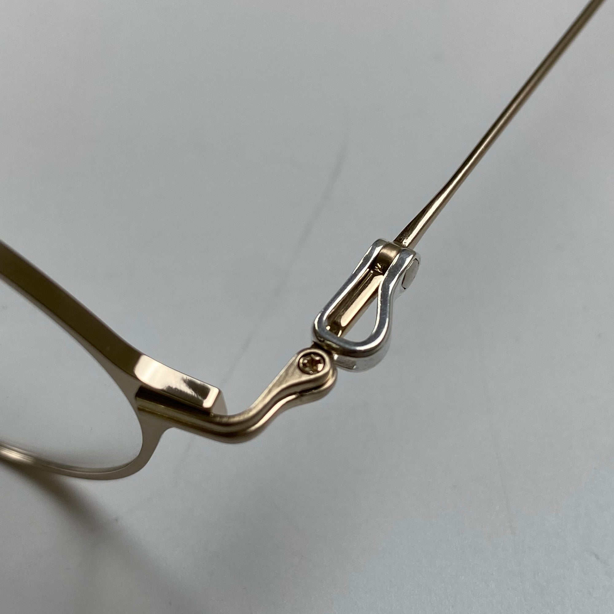 金子眼鏡 「PREMIUMシリーズ」 / ラウンド SILVER925ミックス 度なしクリアレンズ 参考定価：80,000程度 SIZE:47□22-141