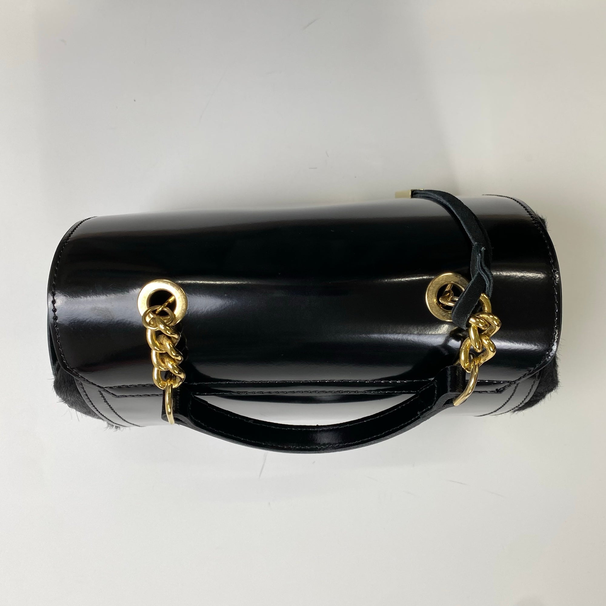 innue イヌエ / ハラコ チェーンハンドバッグ ブラック