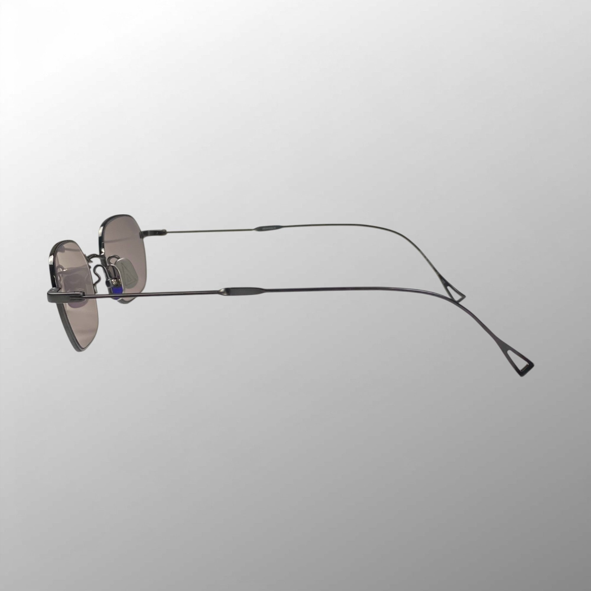 【未使用級】 ISSEY MIYAKE × 金子眼鏡 イッセイミヤケ / HEXAGON Ⅸ サングラス ライトブラックレンズ 50□20