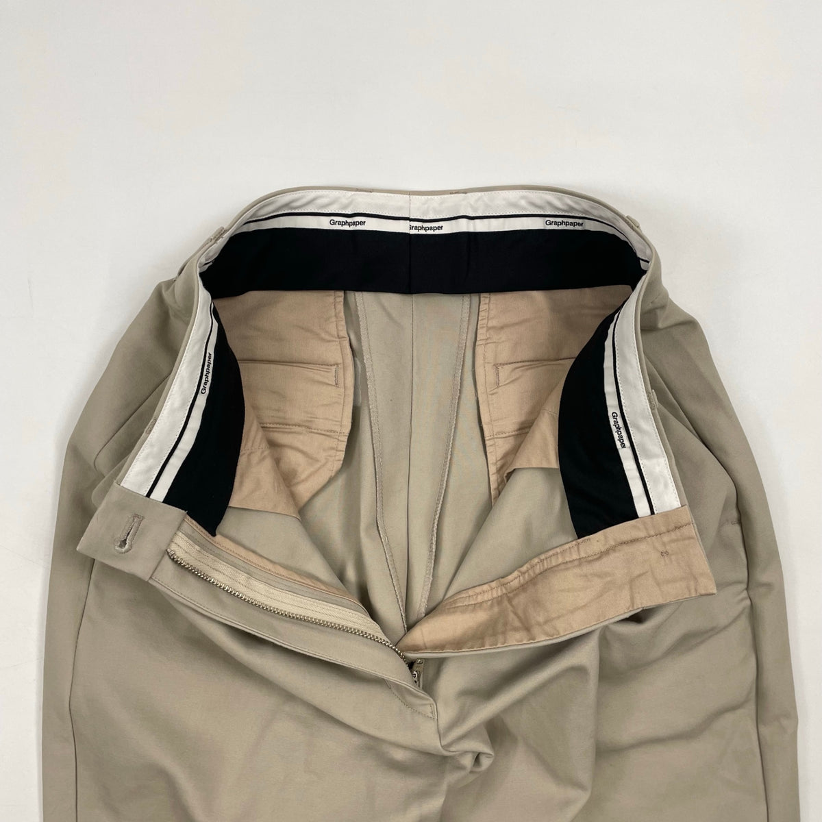 graphpaper / Double Plain Weave Tuck Pants 参考定価：24,000+tax SIZE:00