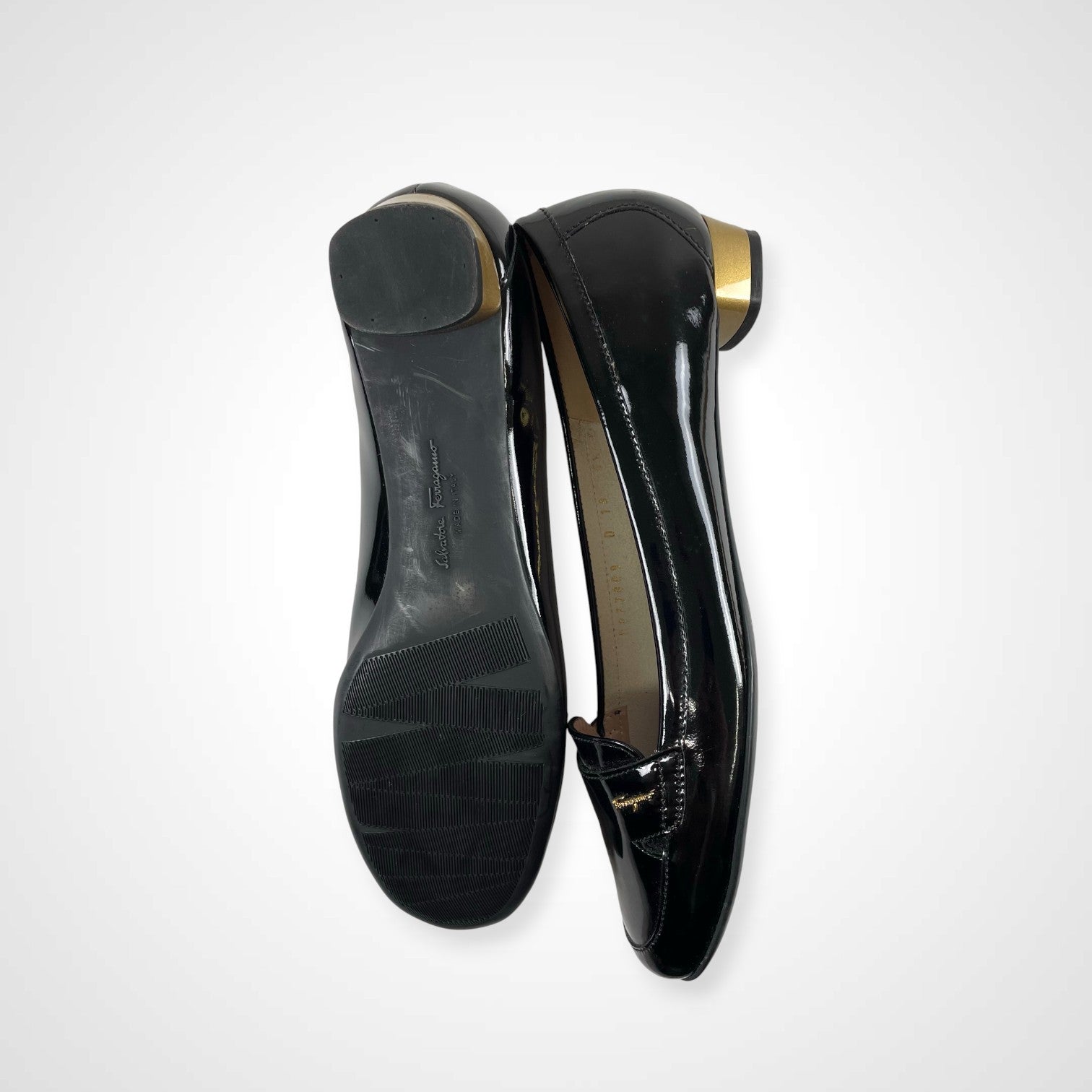 MY Ferragamo マイ フェラガモ / パテントロゴパンプス 美品 布袋付 参考定価：40,000程度 SIZE:6 1/2