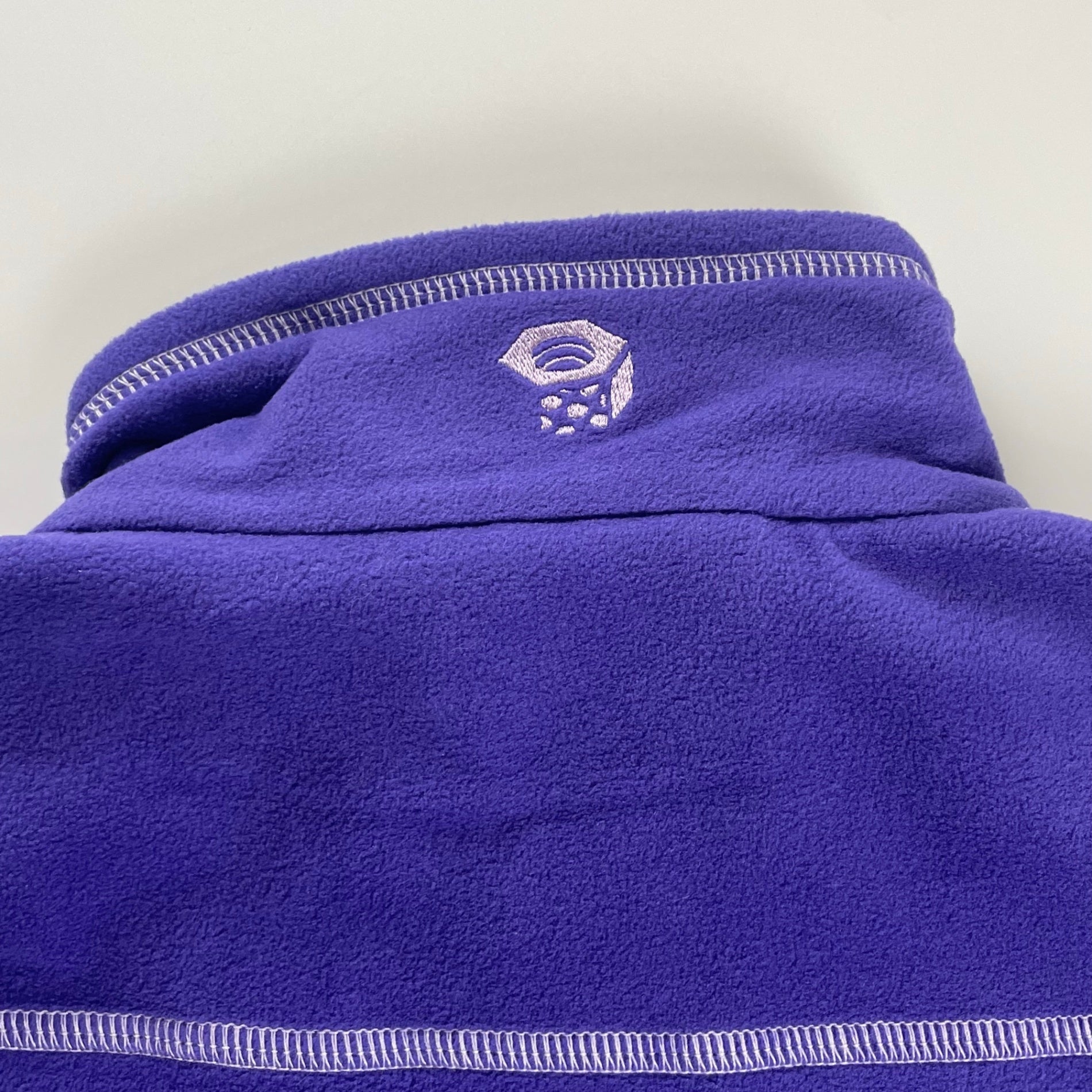 MOUNTAIN HARDWEAR マウンテンハードウェア / マイクロチルジャケット フリースジャケット パープル 参考定価：12,000程度 SIZE：S