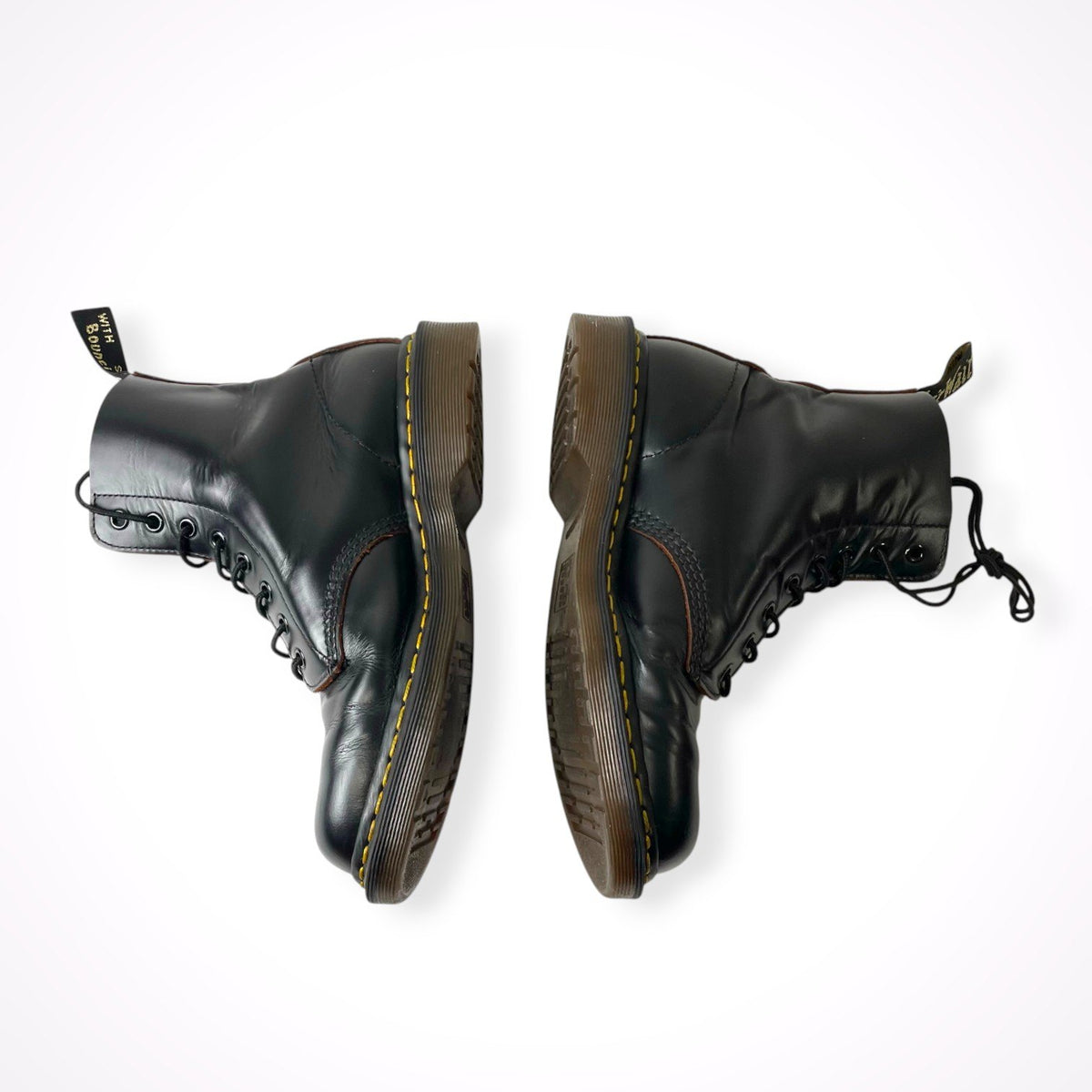 Dr. Martens / BLACK 8 EYELET BOOT heritage fit 箱付 参考定価：48,000+tax SIZE:UK7