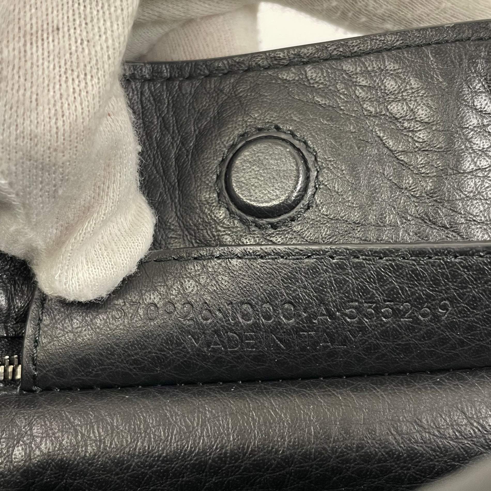 BALENCIAGA バレンシアガ / ペーパー A6 2WAYハンドバッグ 参考定価：200,000程度