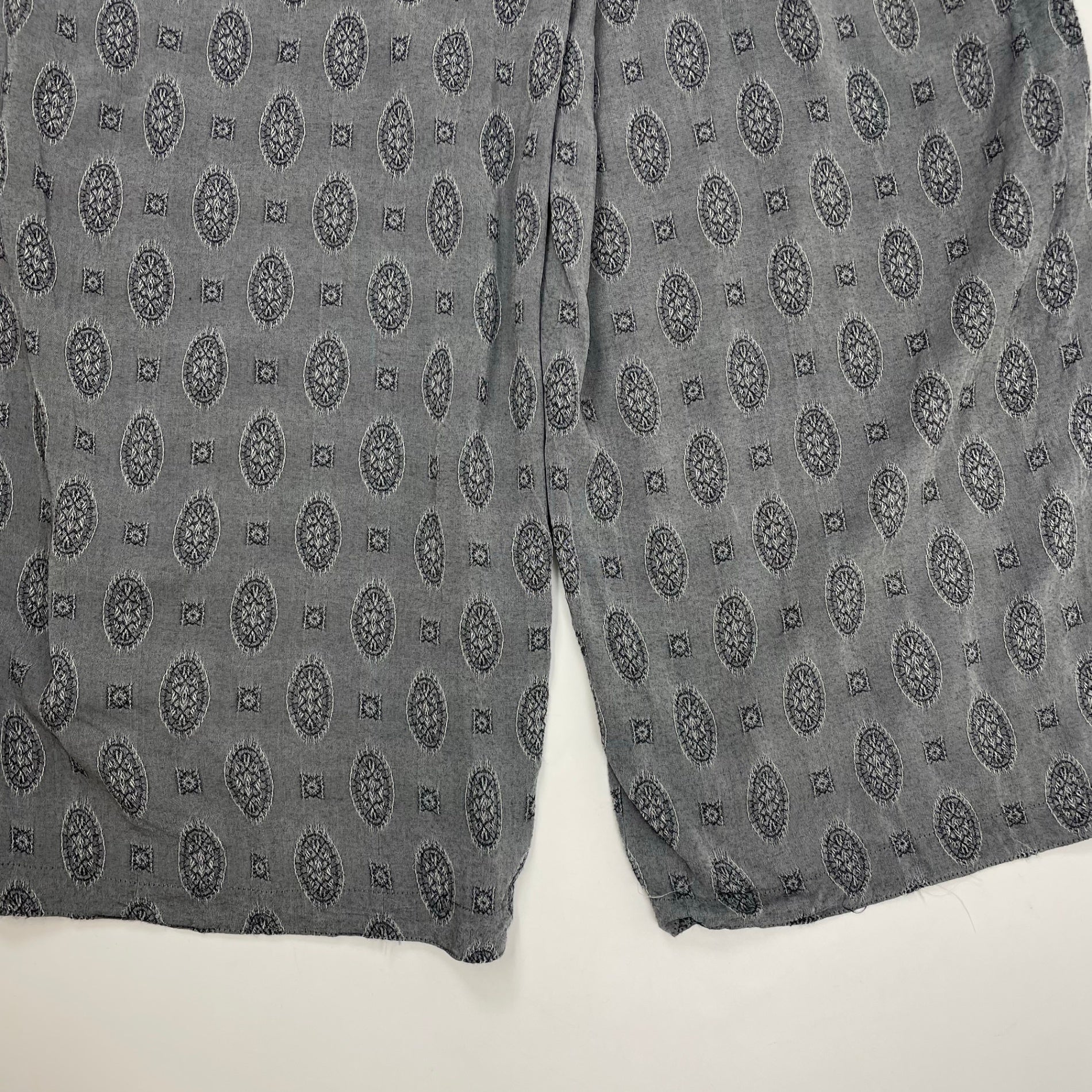 needles ニードルズ / レーヨンシルクH.D.Pant 参考定価：35,000程度 SIZE:2