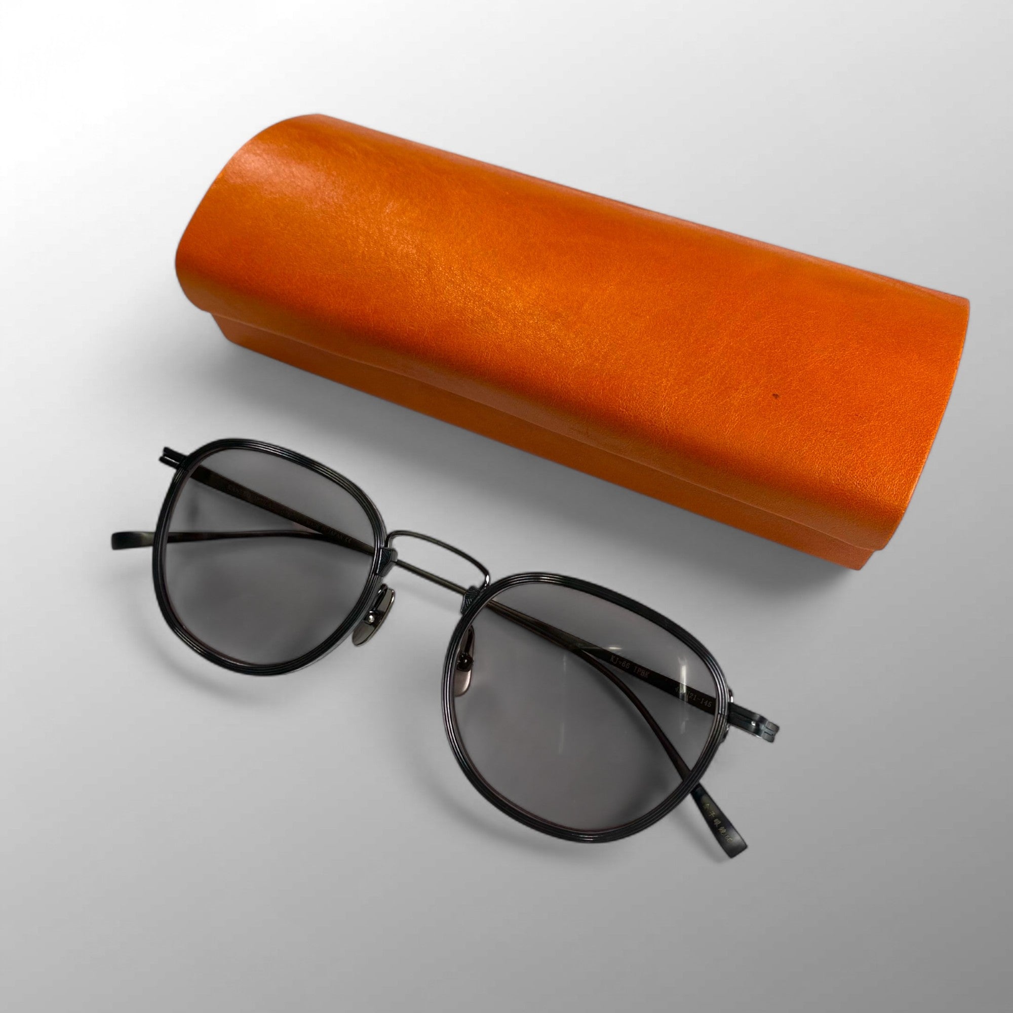 金子眼鏡 / ボストン メタル サングラス 度なしレンズ 参考定価：58,000+tax SIZE：49□21-145