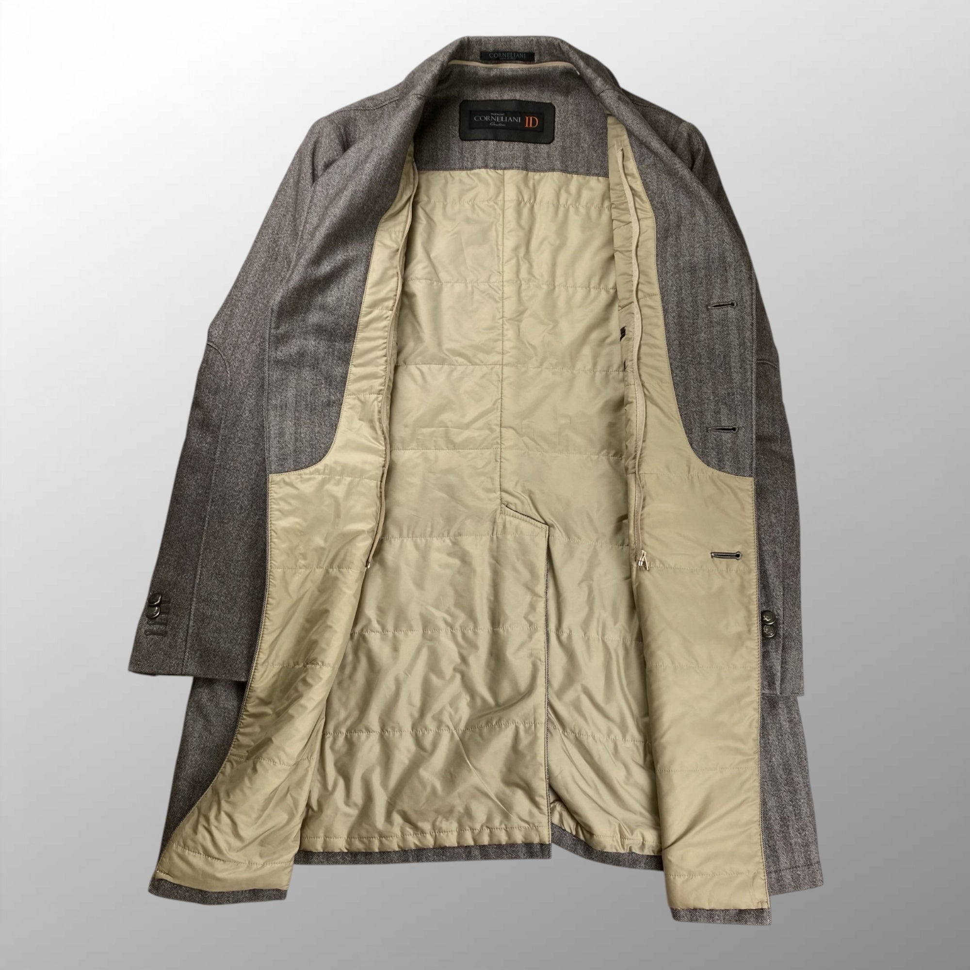 CORNELIANI コルネリアーニ / カシミヤ混 IDコート ヘリンボーン バージンウール使用 参考定価：300,000程度 SIZE:48（L程度）