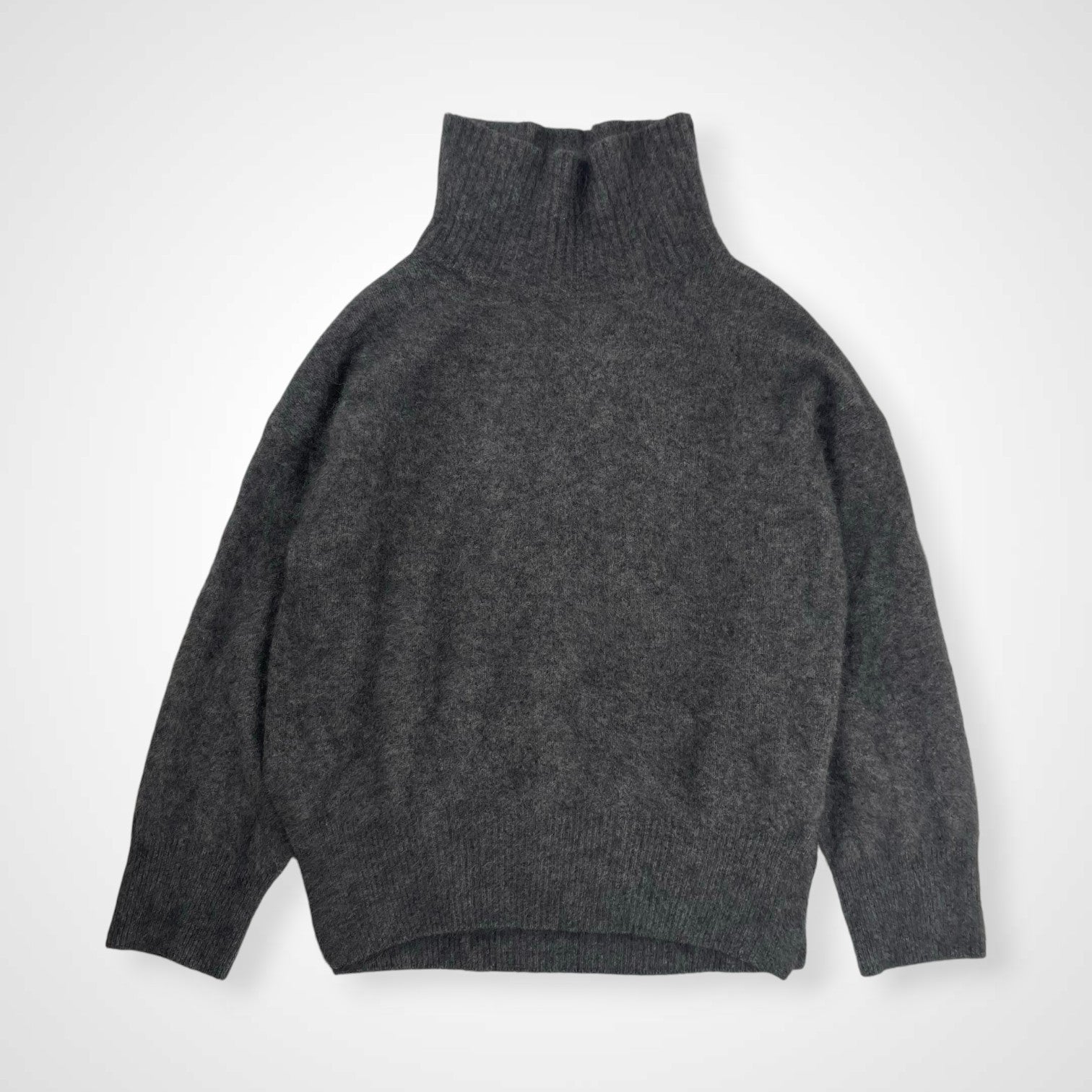 Lui's ルイス / チャイニーズラクーンタートルネック 参考定価：18,000程度 SIZE:FREE