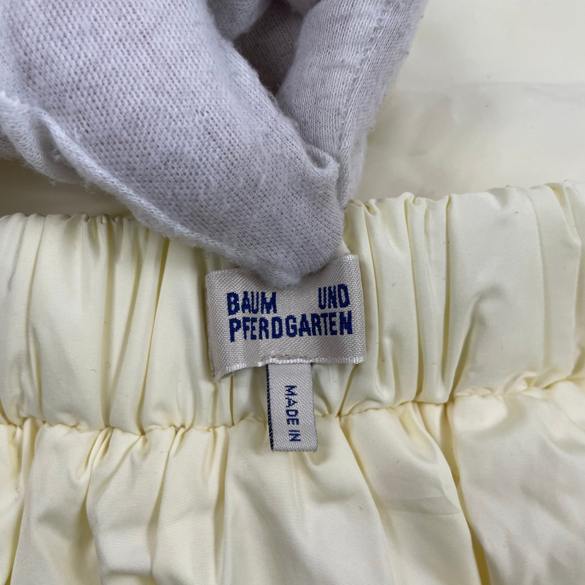 BAUM UND PFERDGARTEN バウムウンドヘルガーテン / Thinsalateスカート イエロー BEAMS取扱い 参考定価：40,000程度 SIZE:36