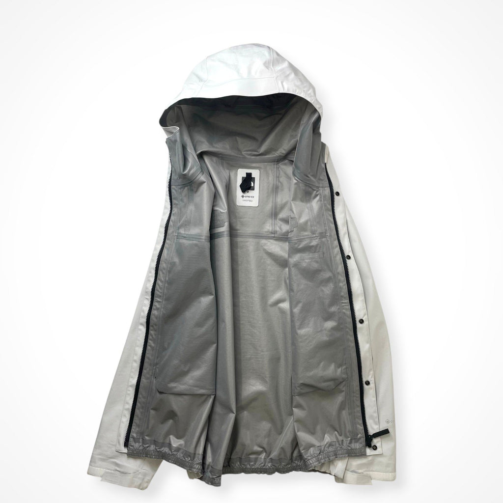 THE NORTH FACE / Undyed Mountain Jacket 参考定価：36,000+tax SIZE:L